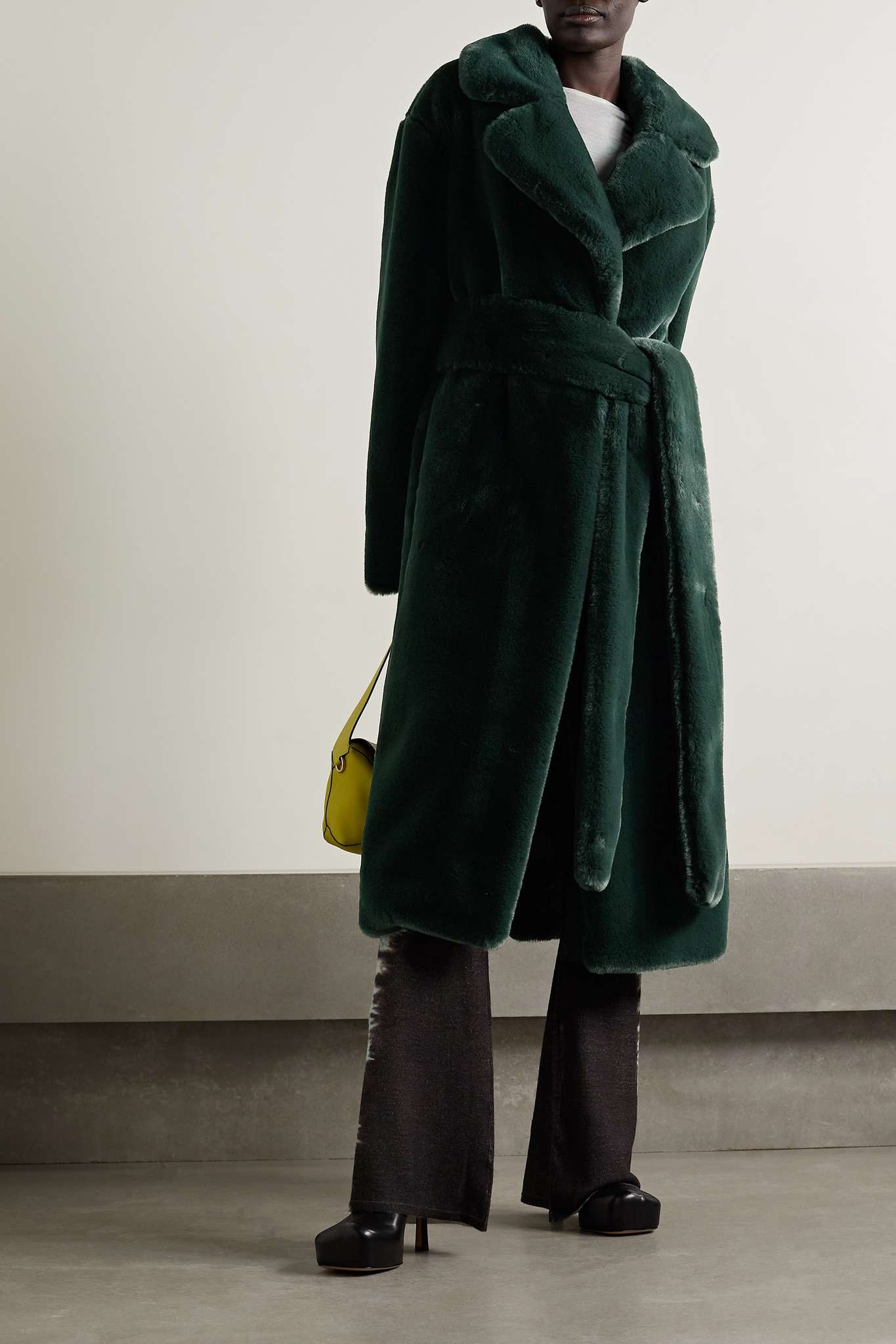 Belted faux fur coat - 2