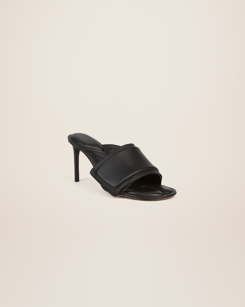 Les mules Aqua 2