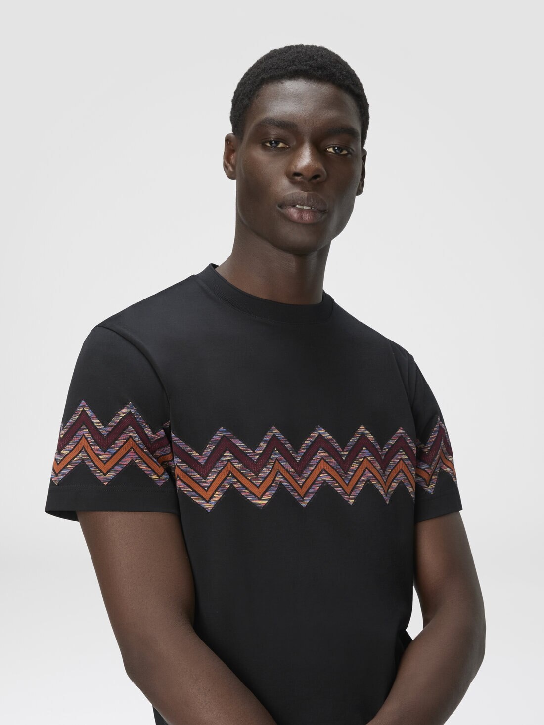 T-Shirt with Maxi Chevron Insert - 4