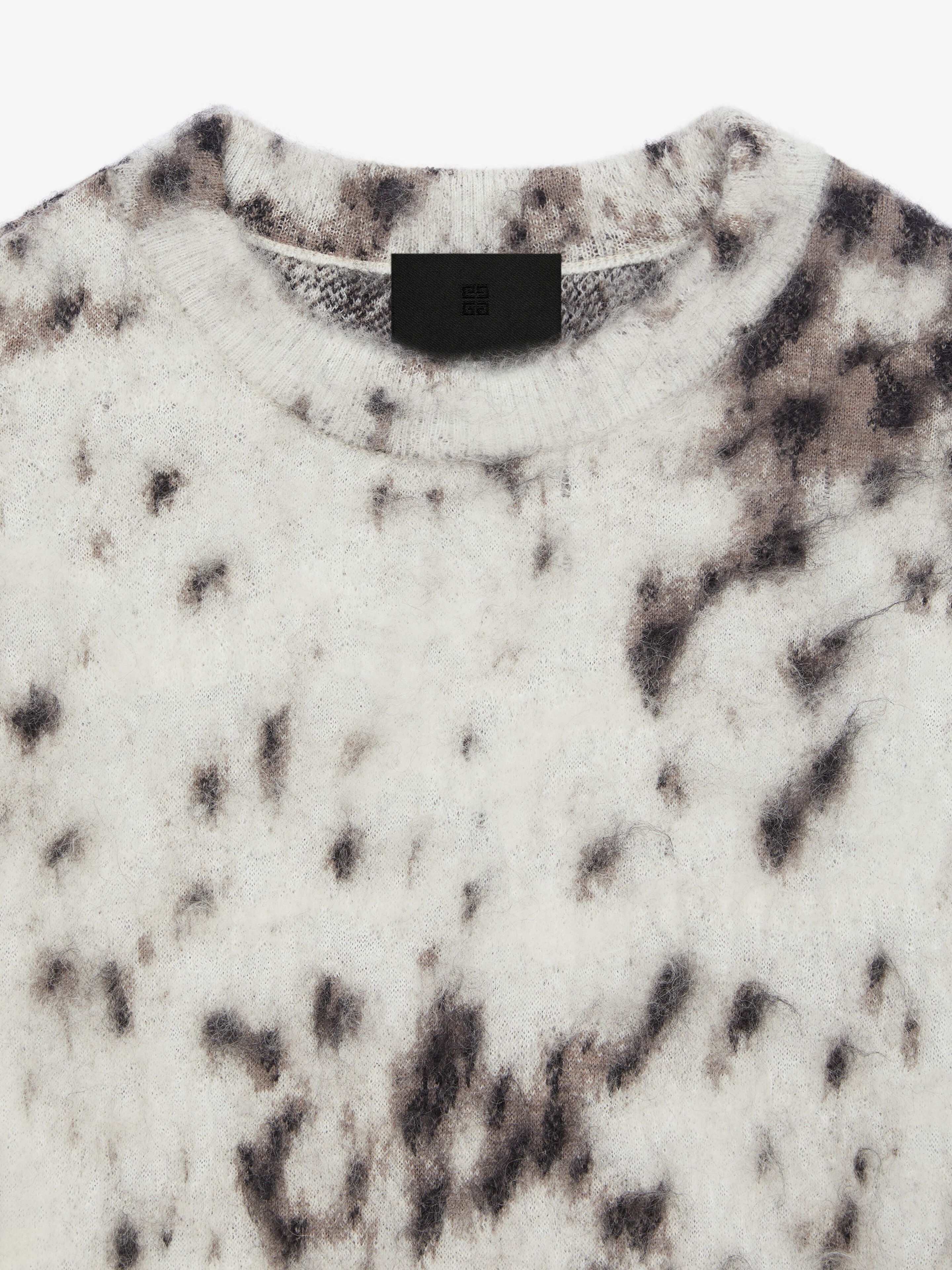 CROPPED SWEATER IN MOHAIR WITH SNOW LEOPARD PRINT - 5