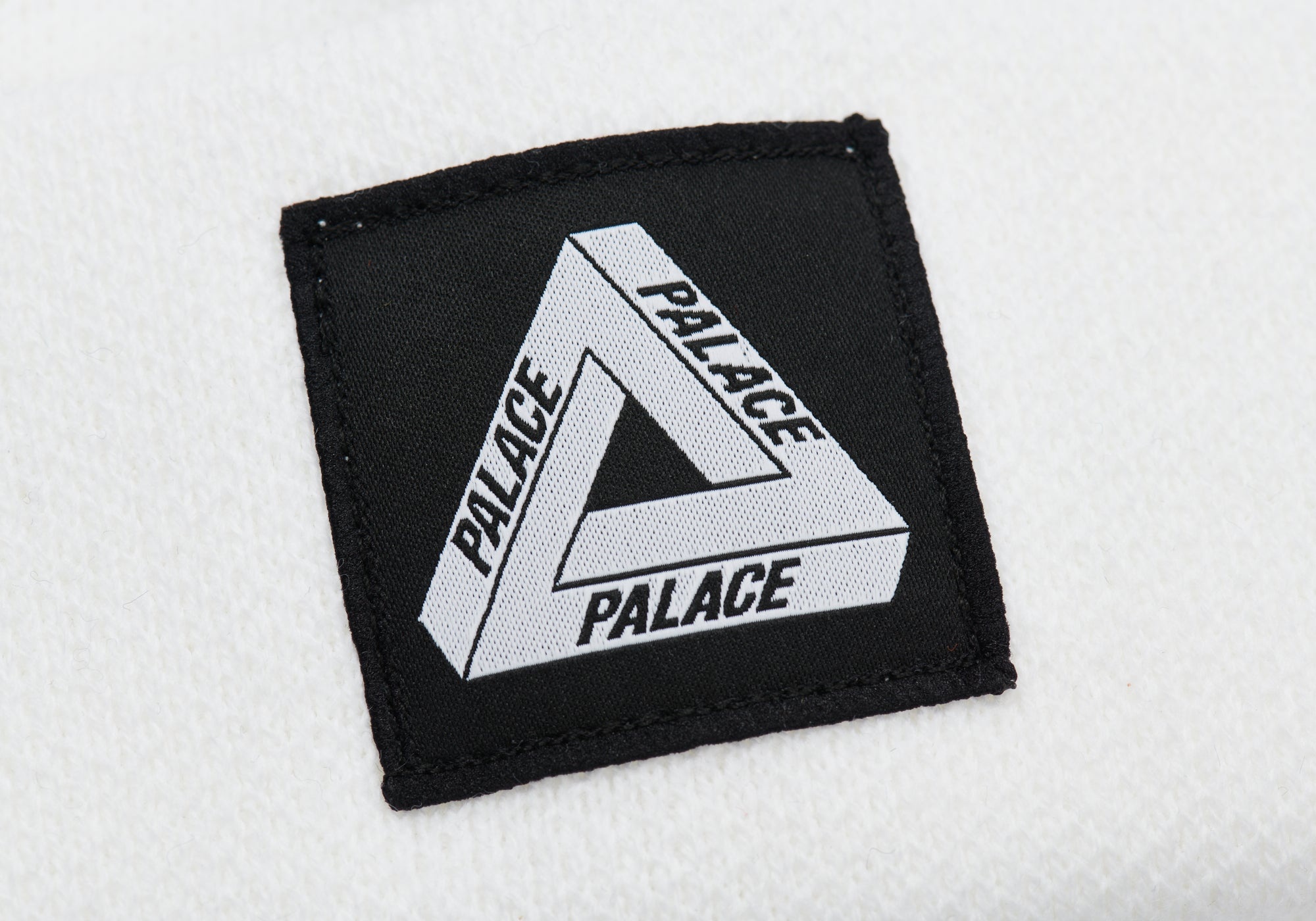 TRI-FERG PATCH BEANIE WHITE - 2