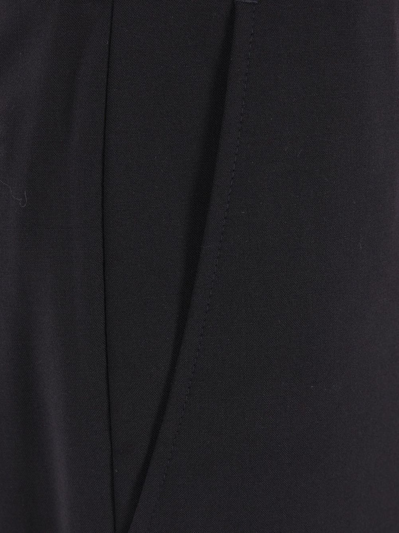 button-fastening trousers 3