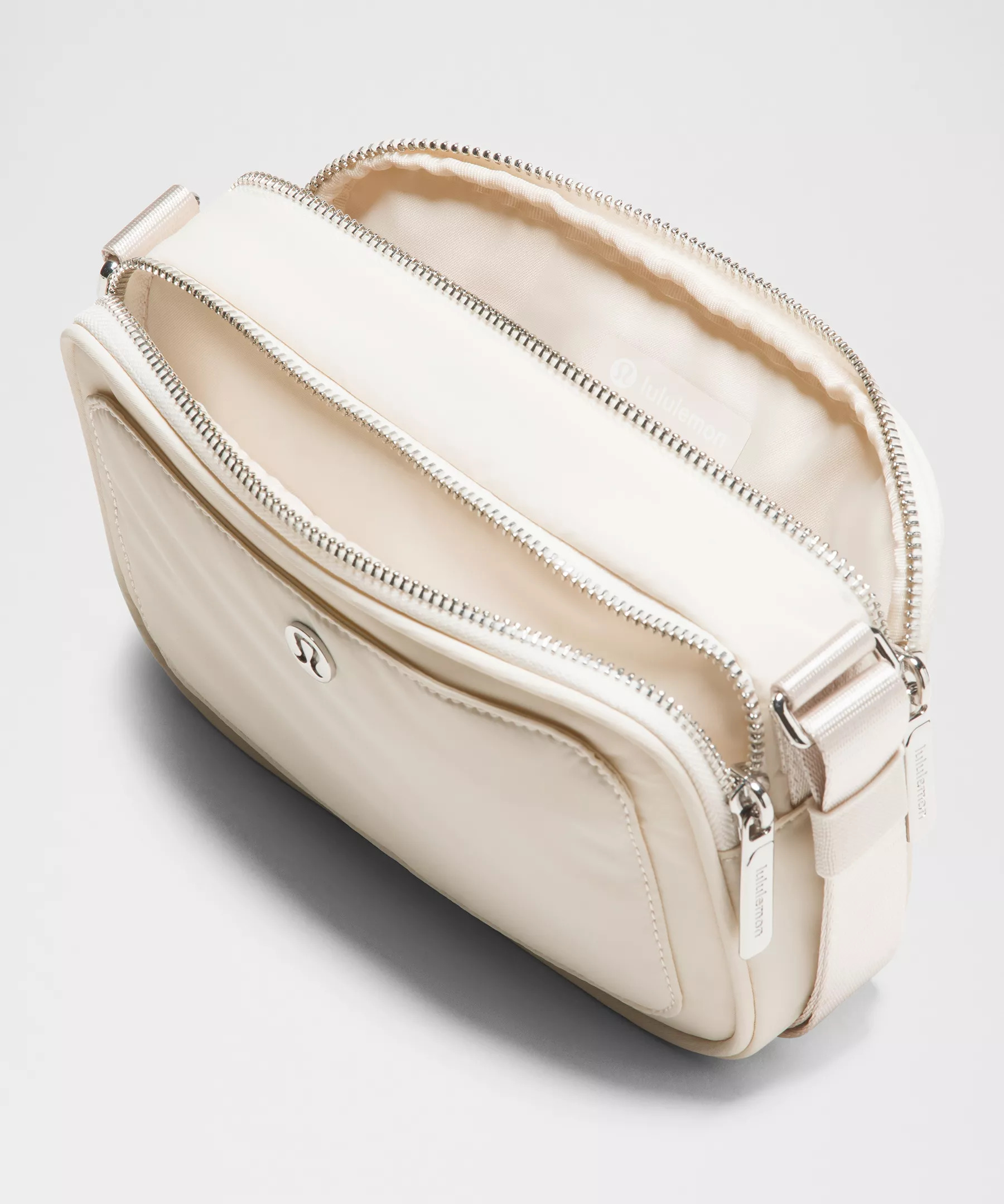 Crossbody Camera Bag 2L - 4