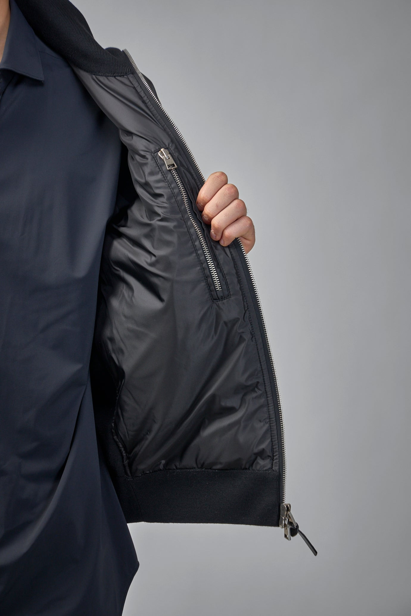 Light Nylon Merino Zip Through - 7