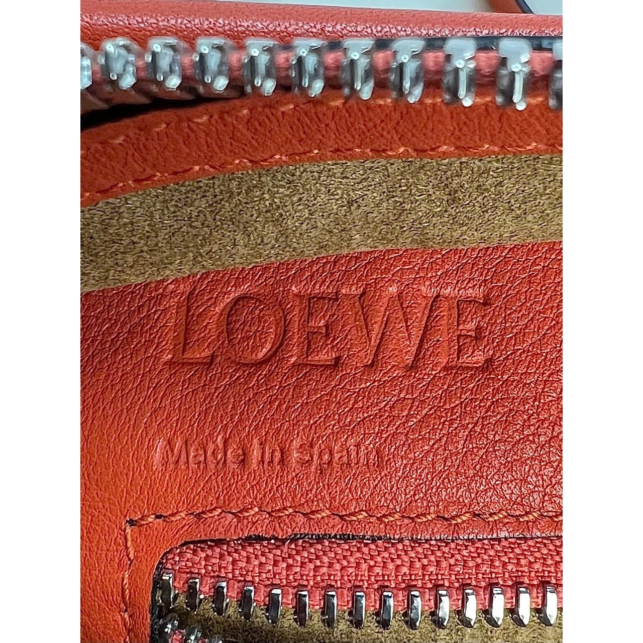 LOEWE Cal.fskin Amazona 28 Orange Shoulder Bag - 4