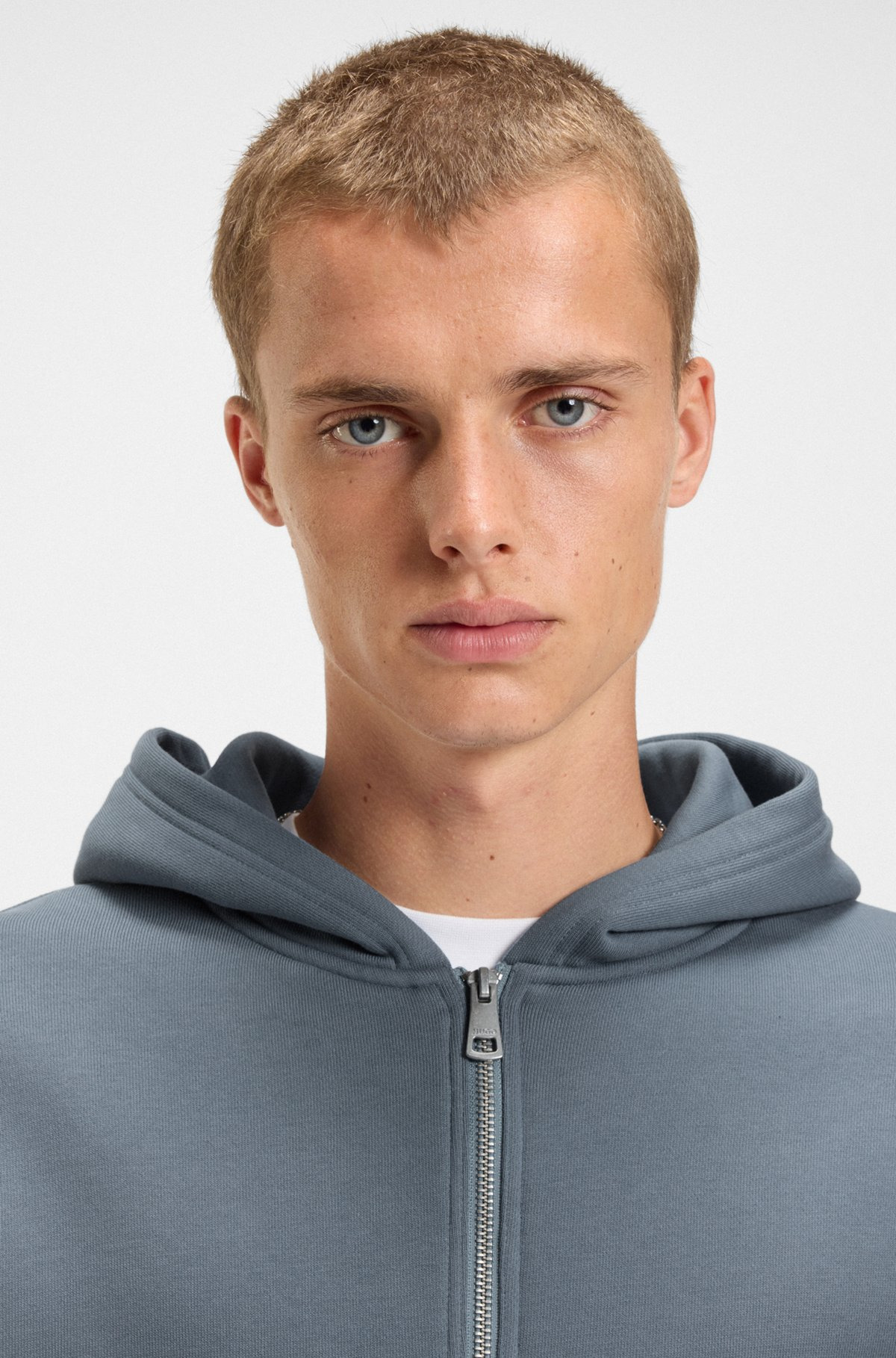 DOUBLE-LAYERED ZIP-UP HOODIE IN TERRY - 3