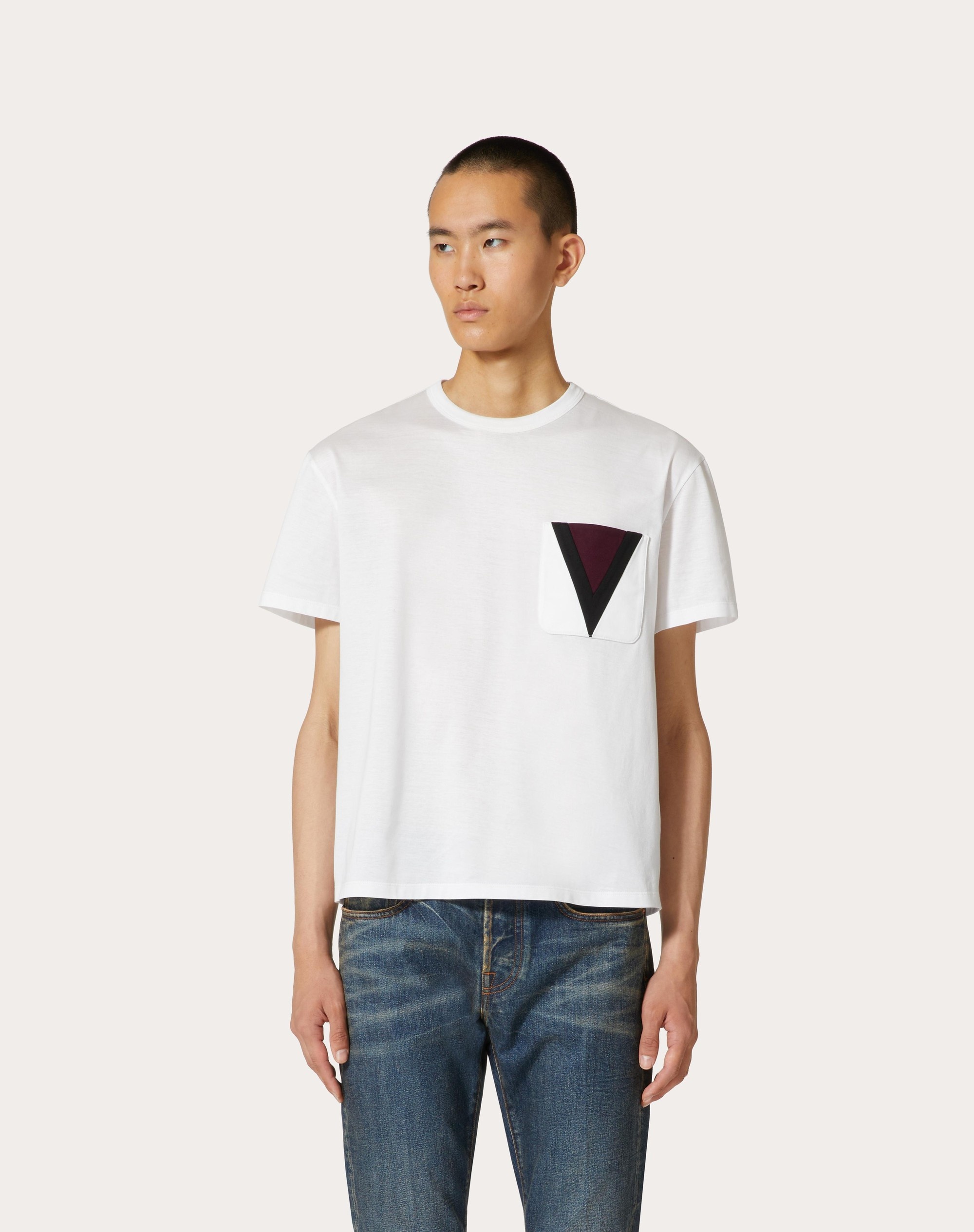 COTTON T-SHIRT WITH INLAID V DETAIL - 3