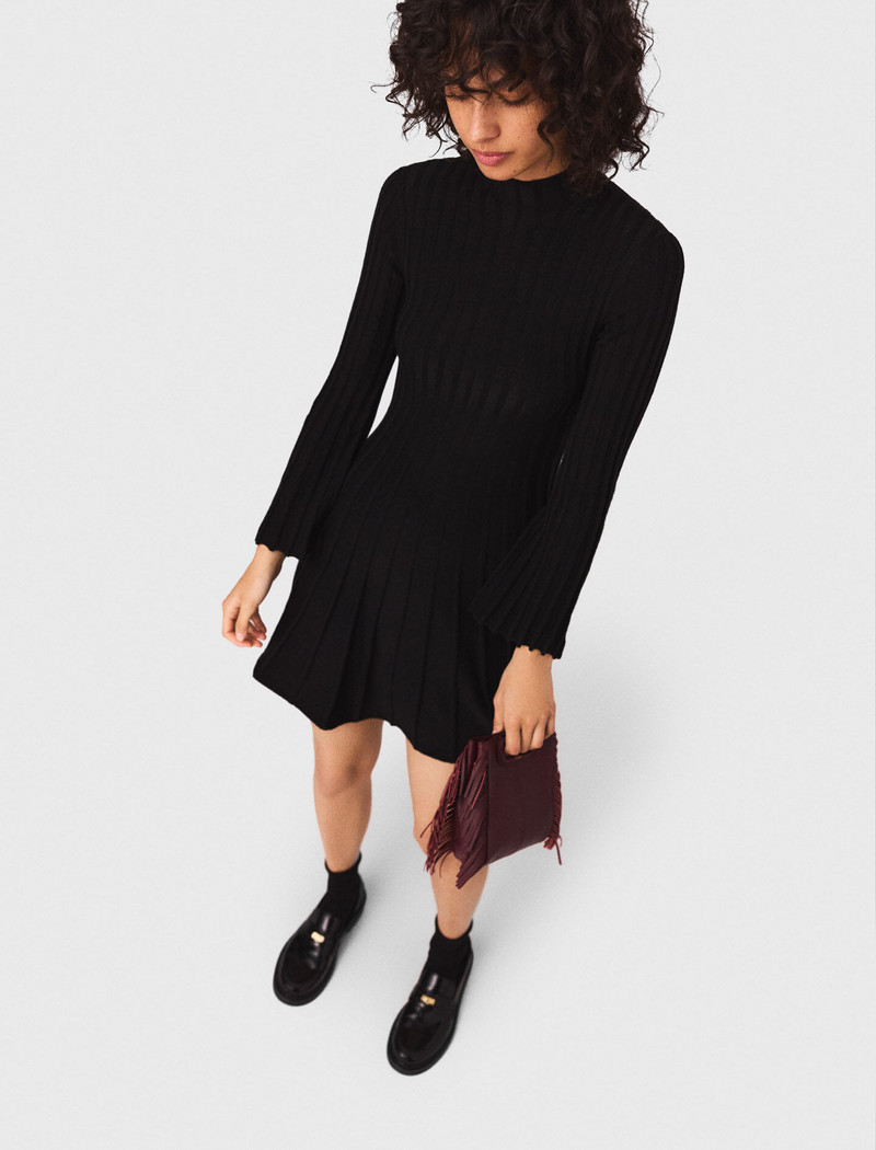 Short knit dress 5