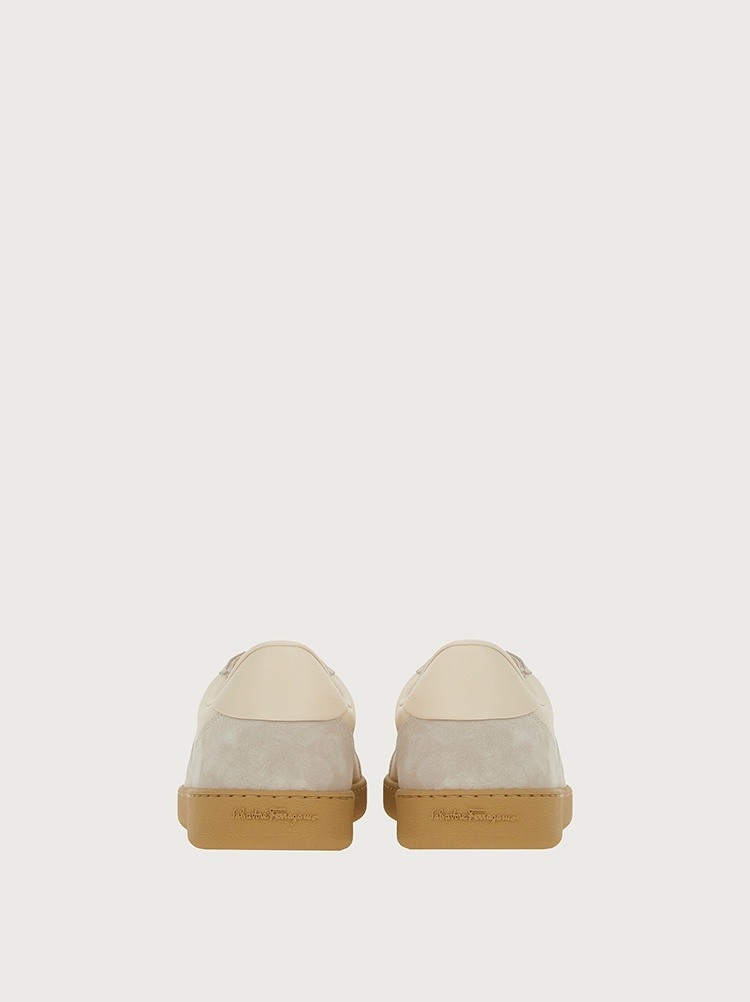LOW SNEAKER WITH SIGNATURE - 3