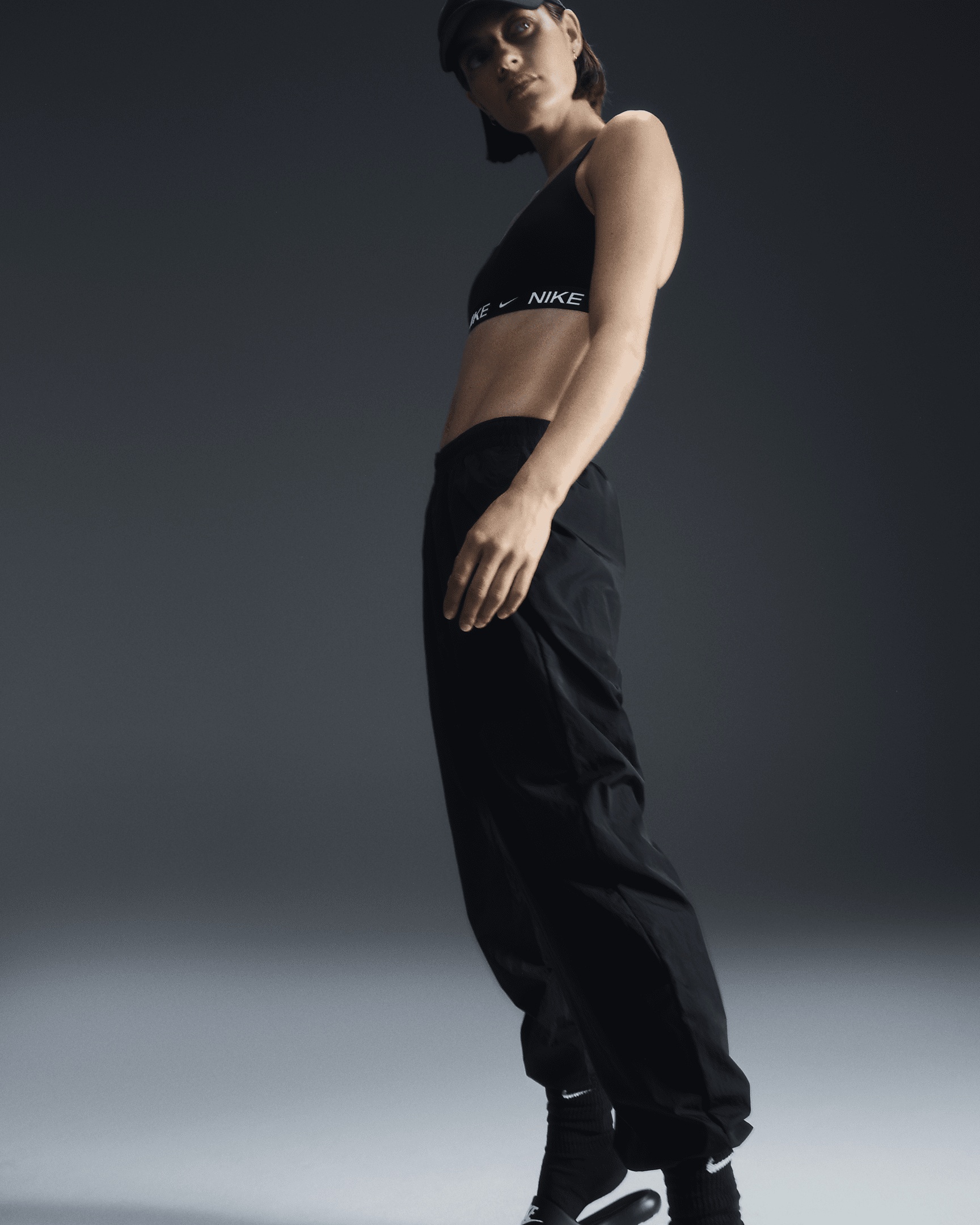Nike Sportswear Essential Women's Mid-Rise Oversized Woven Joggers - 4