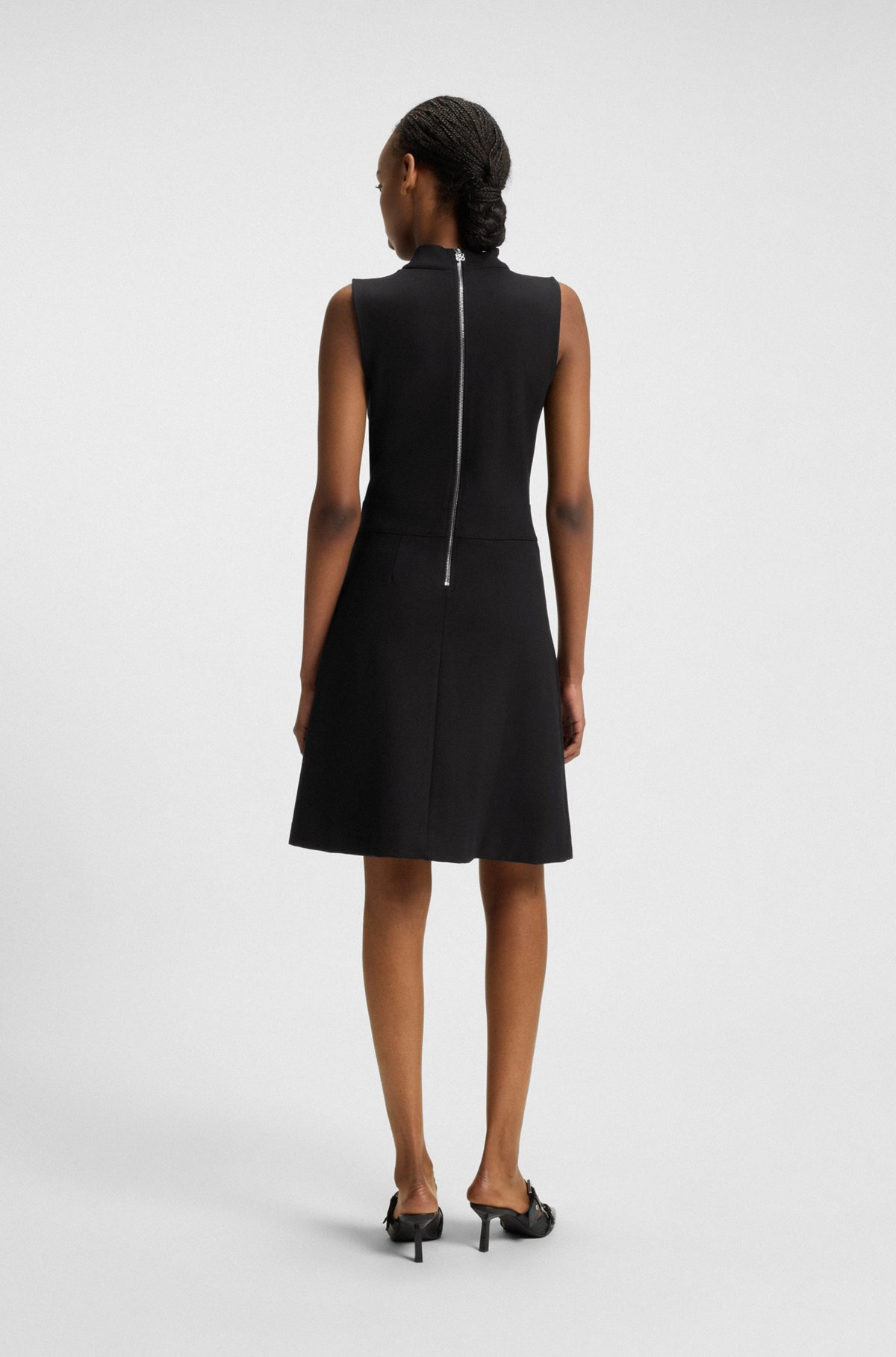 SLEEVELESS KNITTED DRESS WITH PLEATED SKIRT - 5
