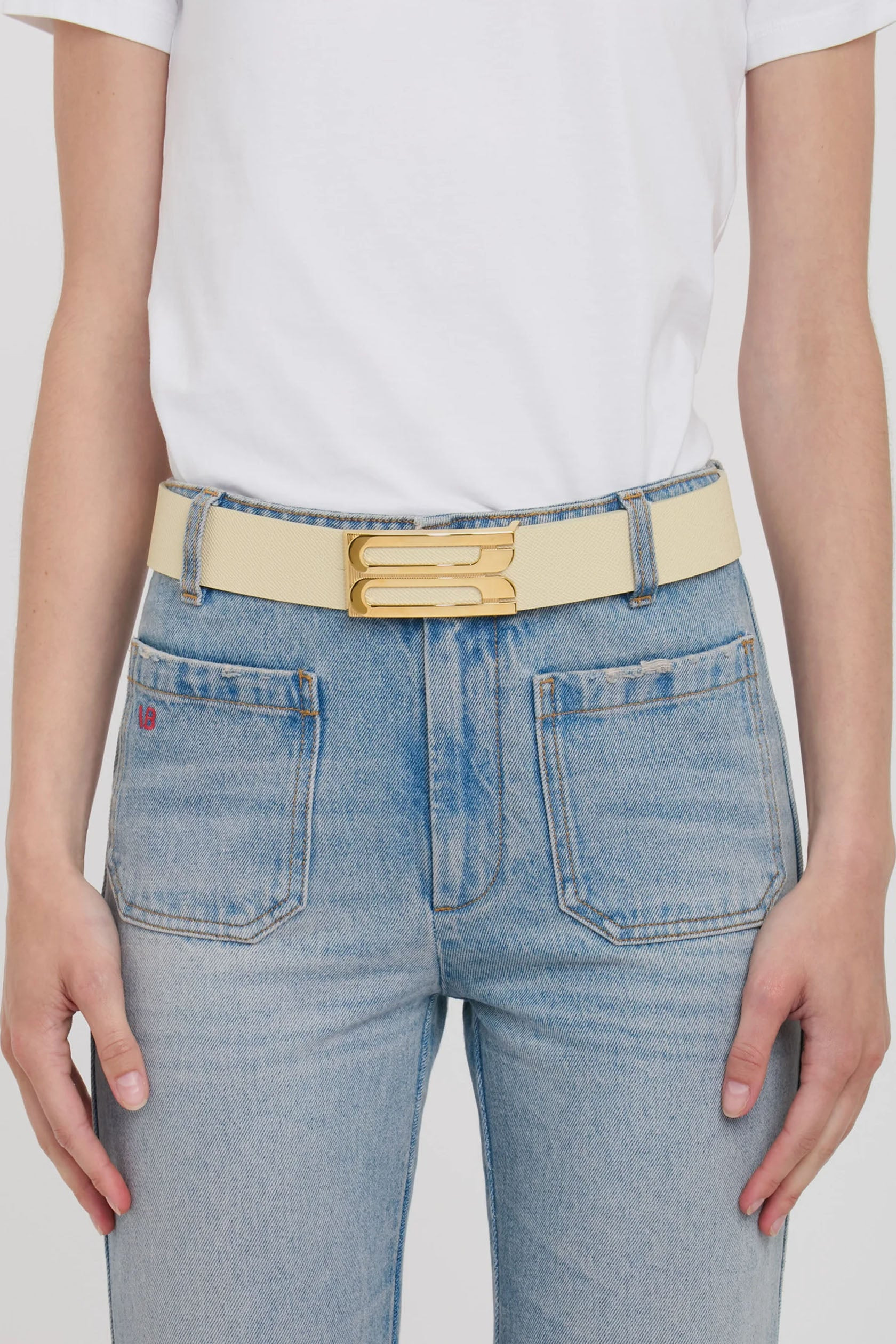 Jumbo Frame Belt In Ivory Grained Leather - 2