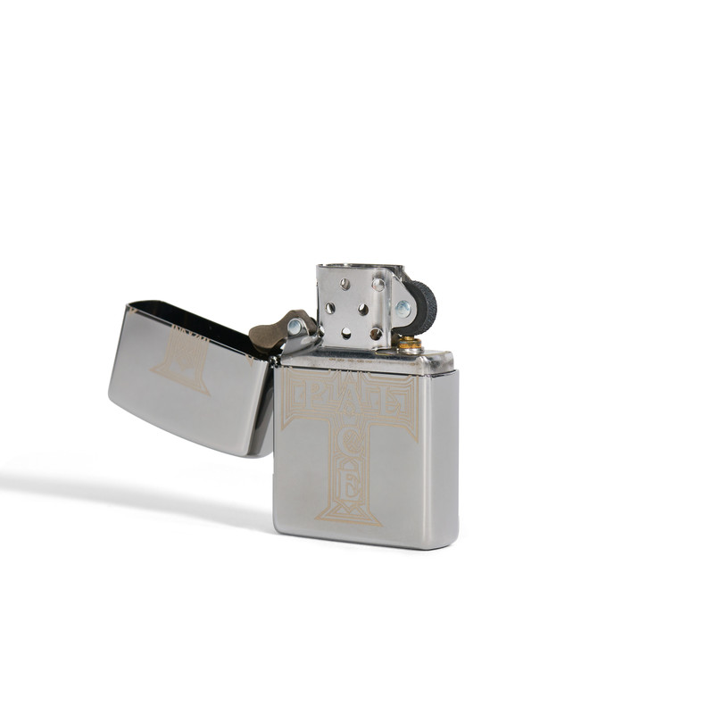 PALACE CROSS ZIPPO SILVER outlook