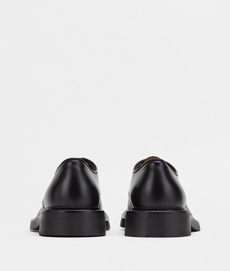 Bottega Veneta THE LEVEL LACE-UPS outlook