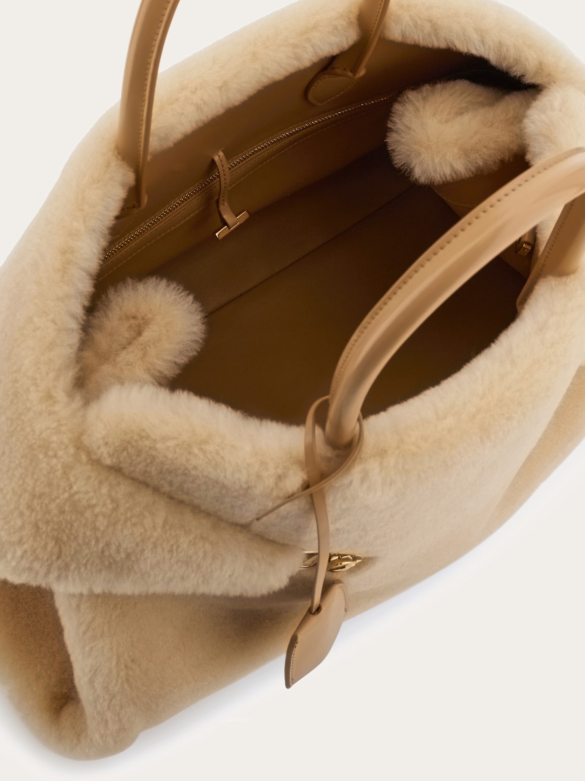 Hug handbag (M) - 6