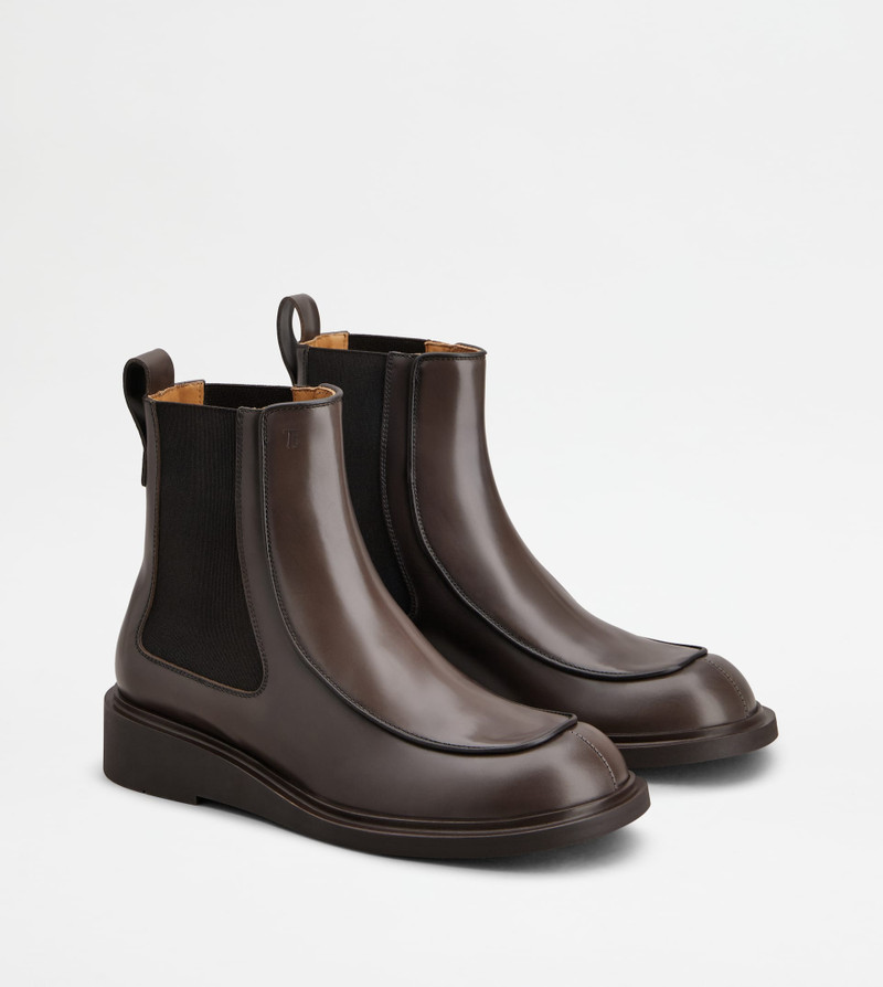 CHELSEA ANKLE BOOTS IN LEATHER - BROWN 2