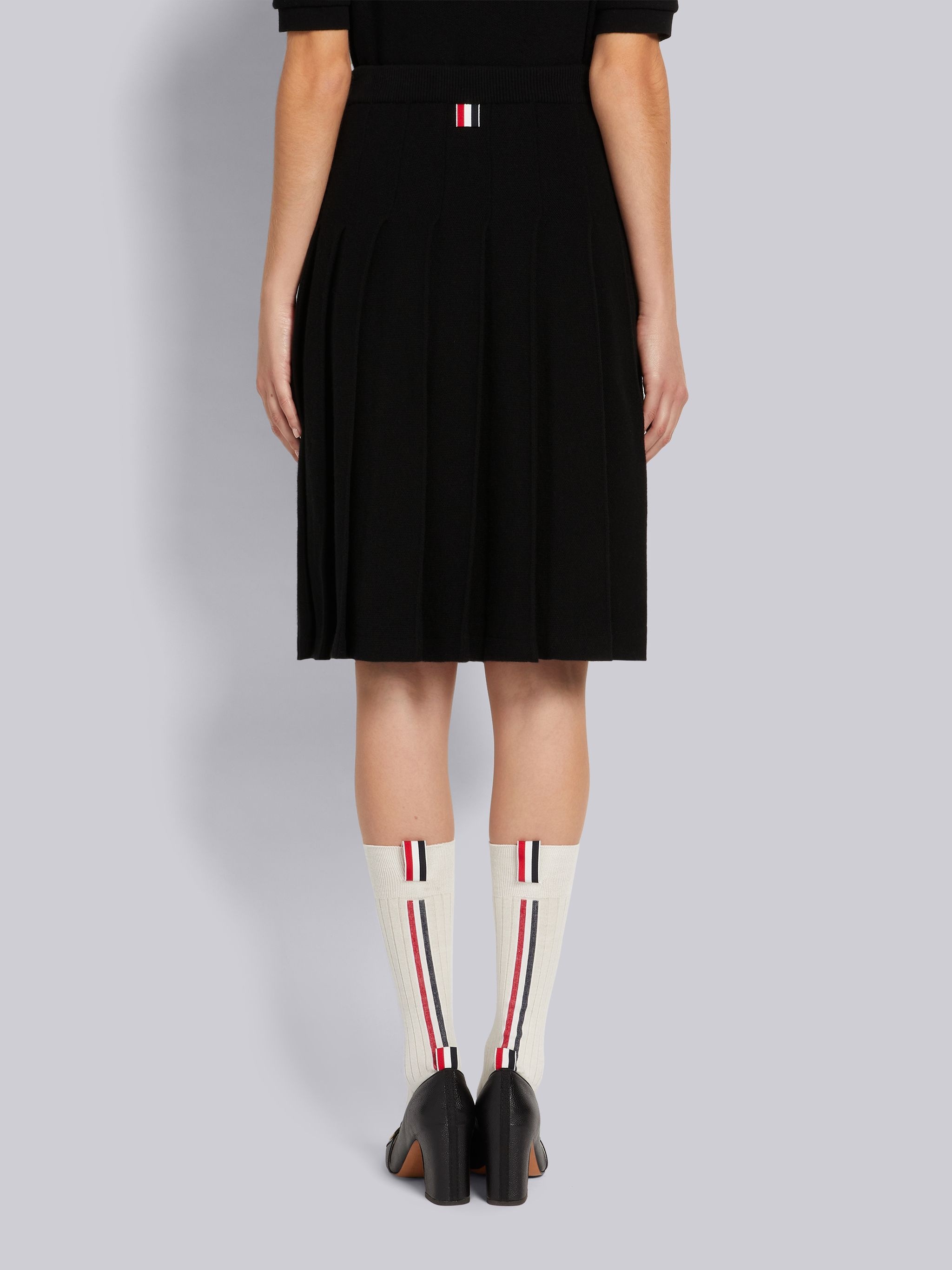 Black Cashmere Pique Below-the-Knee Pleated Skirt - 3