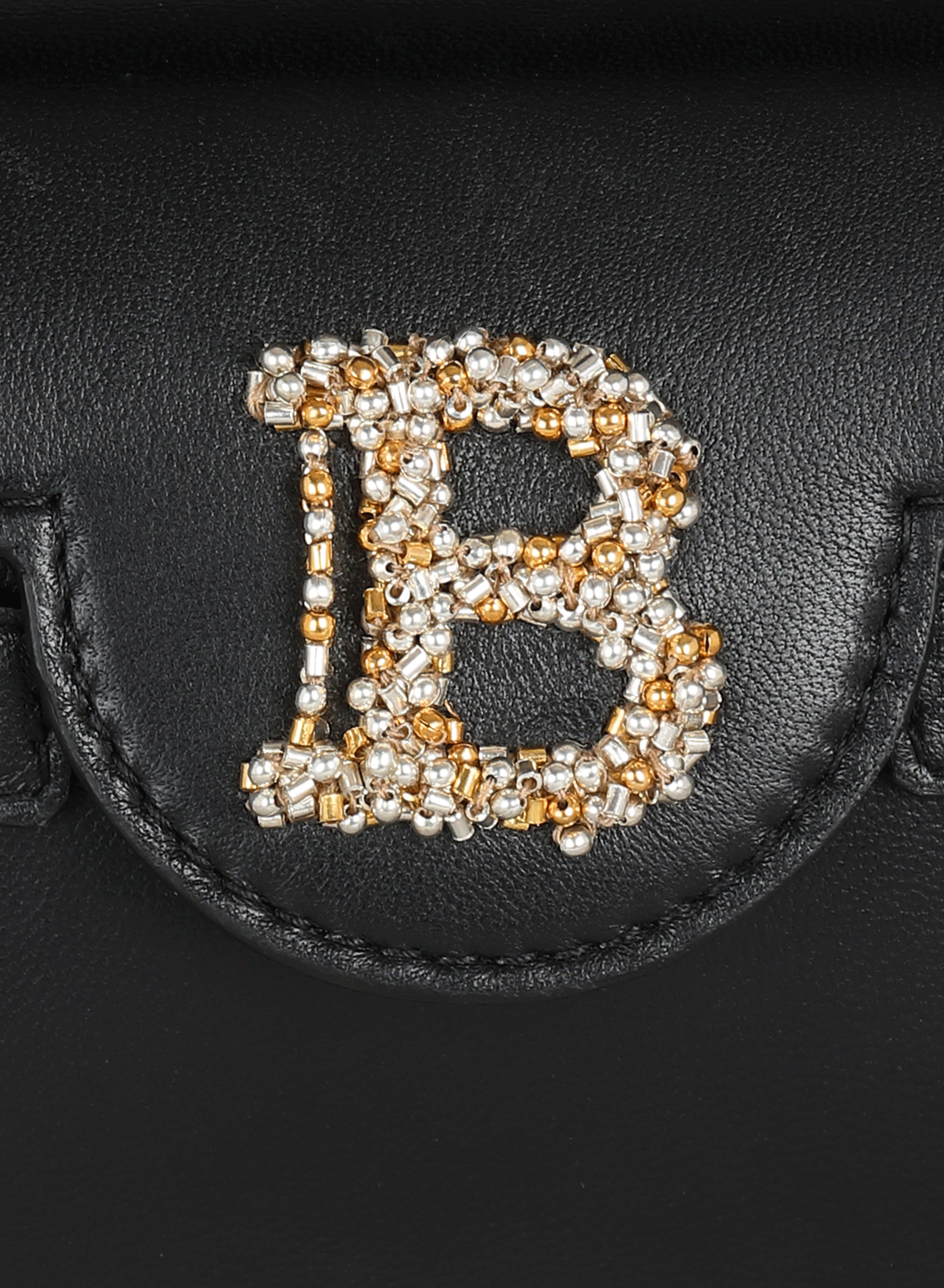 B-Buzz 19 bag in embroidered leather - 7