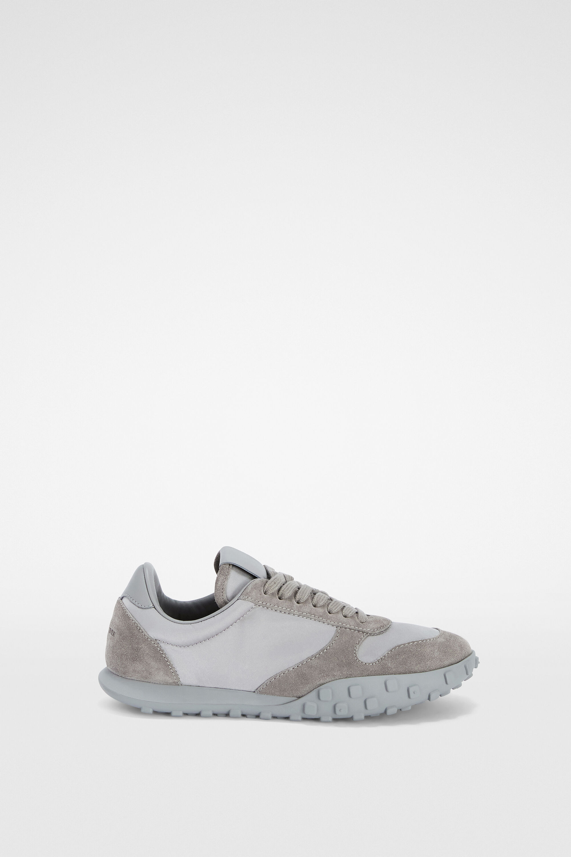 Moon Sneaker - 2