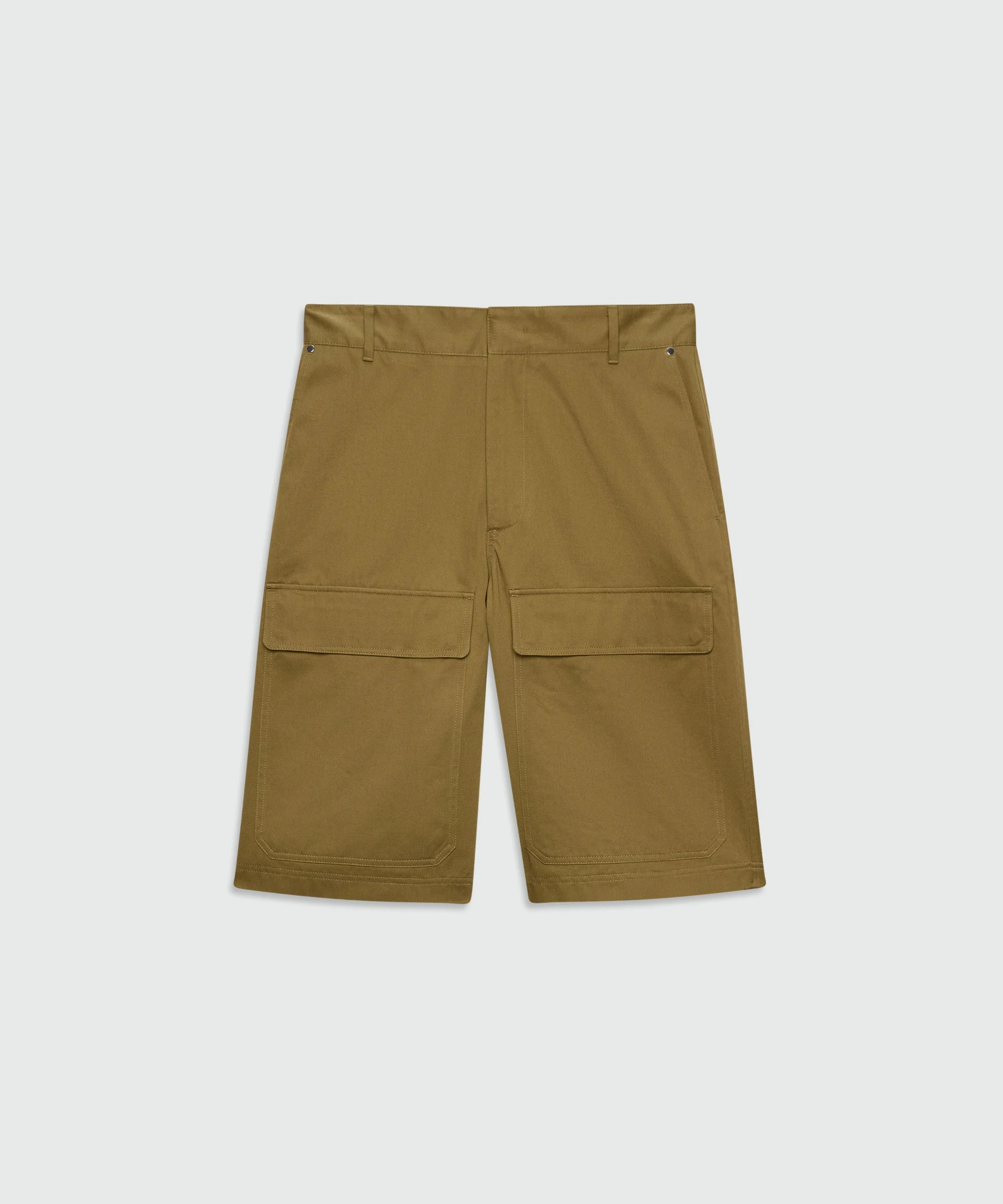 Military green cotton gabardine Bermuda shorts with wide legs and patch pockets on the leg. - 1