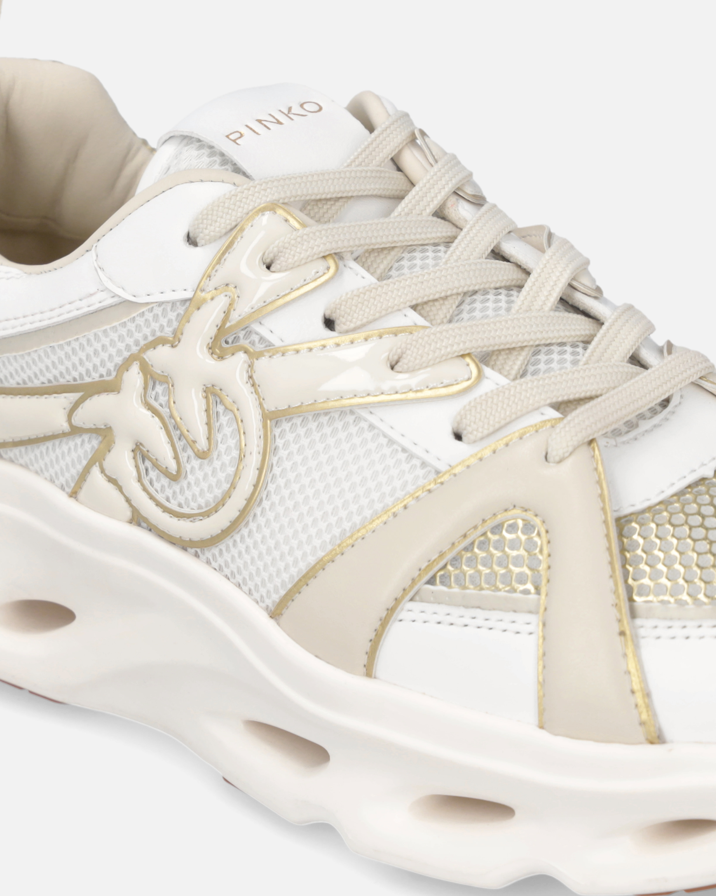 SNEAKERS WITH LOVE BIRDS LOGO - 4