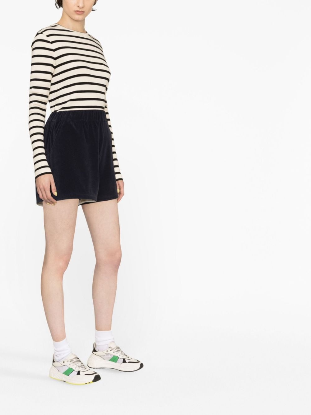 logo-patch velour shorts - 4