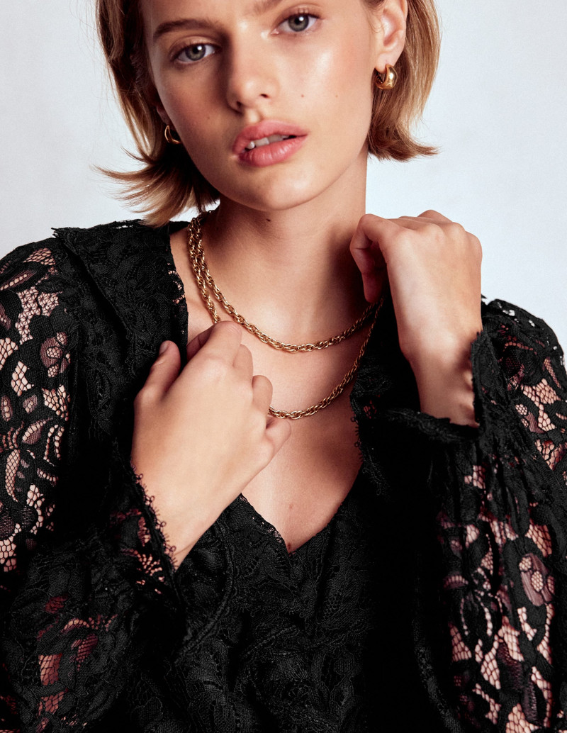 Ruffle Detail Lace Blouse-Black 4