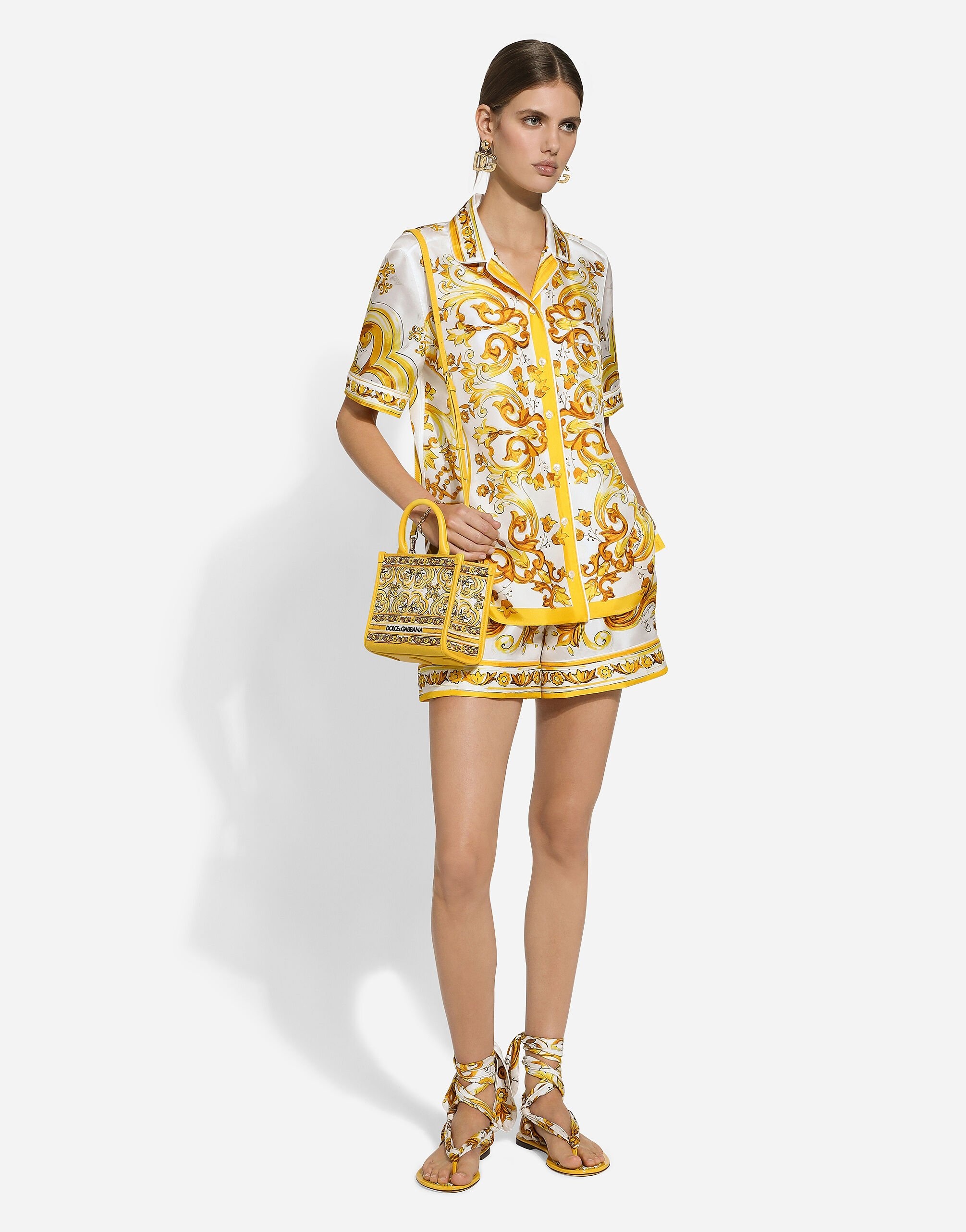 Silk twill shorts with majolica print - 2