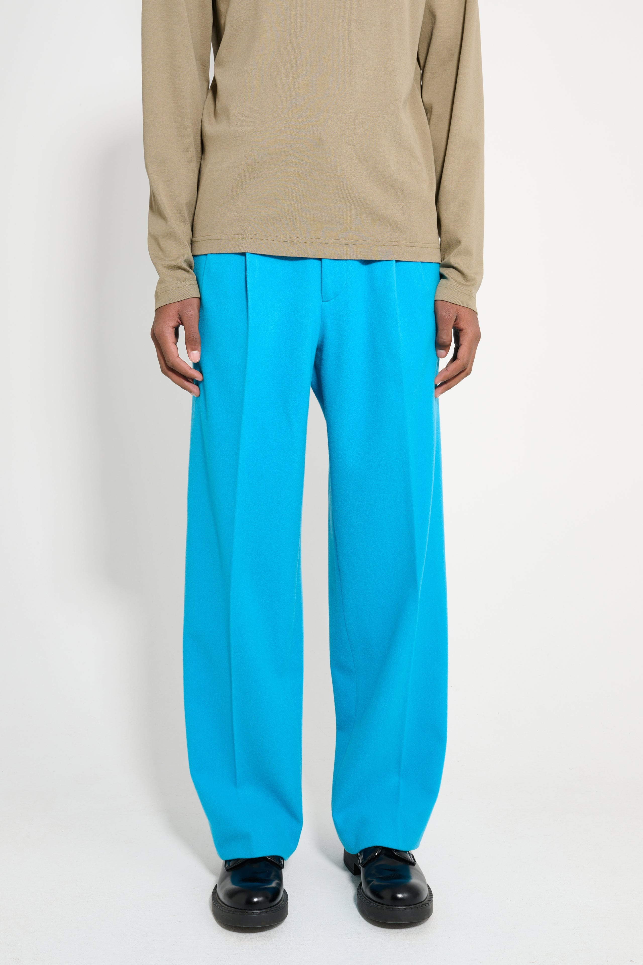 AURALEE BRUSHED SUPER FINE WOOL FLANNEL SLACKS LIGHT BLUE - 2