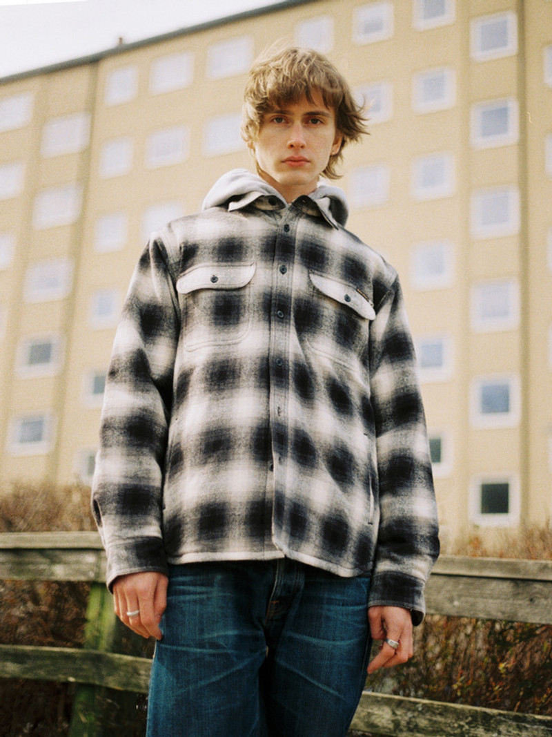 Nudie Jeans Glenn Padded Shadow Check Shirt Black outlook