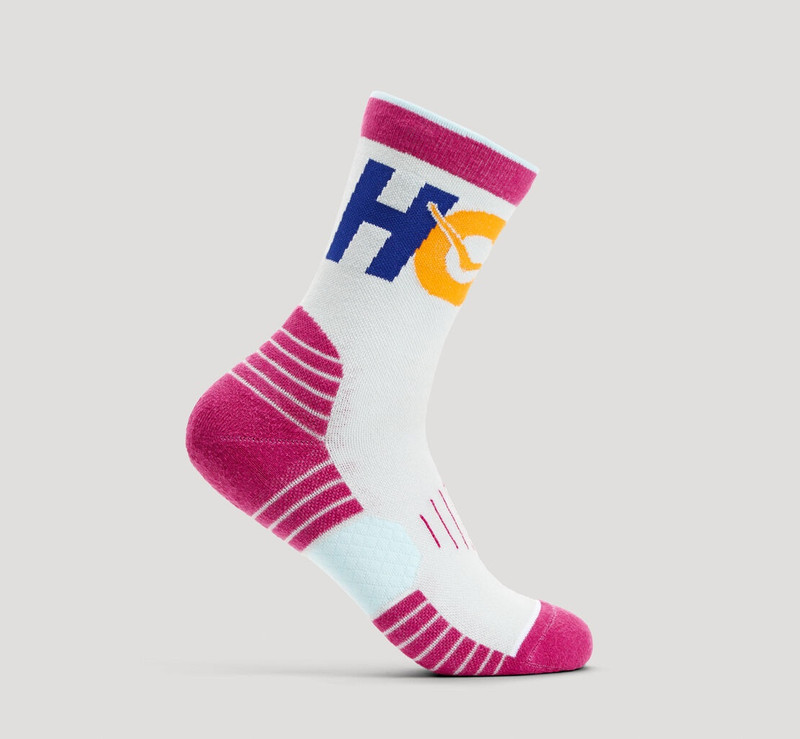 All Gender Crew Run Sock 1