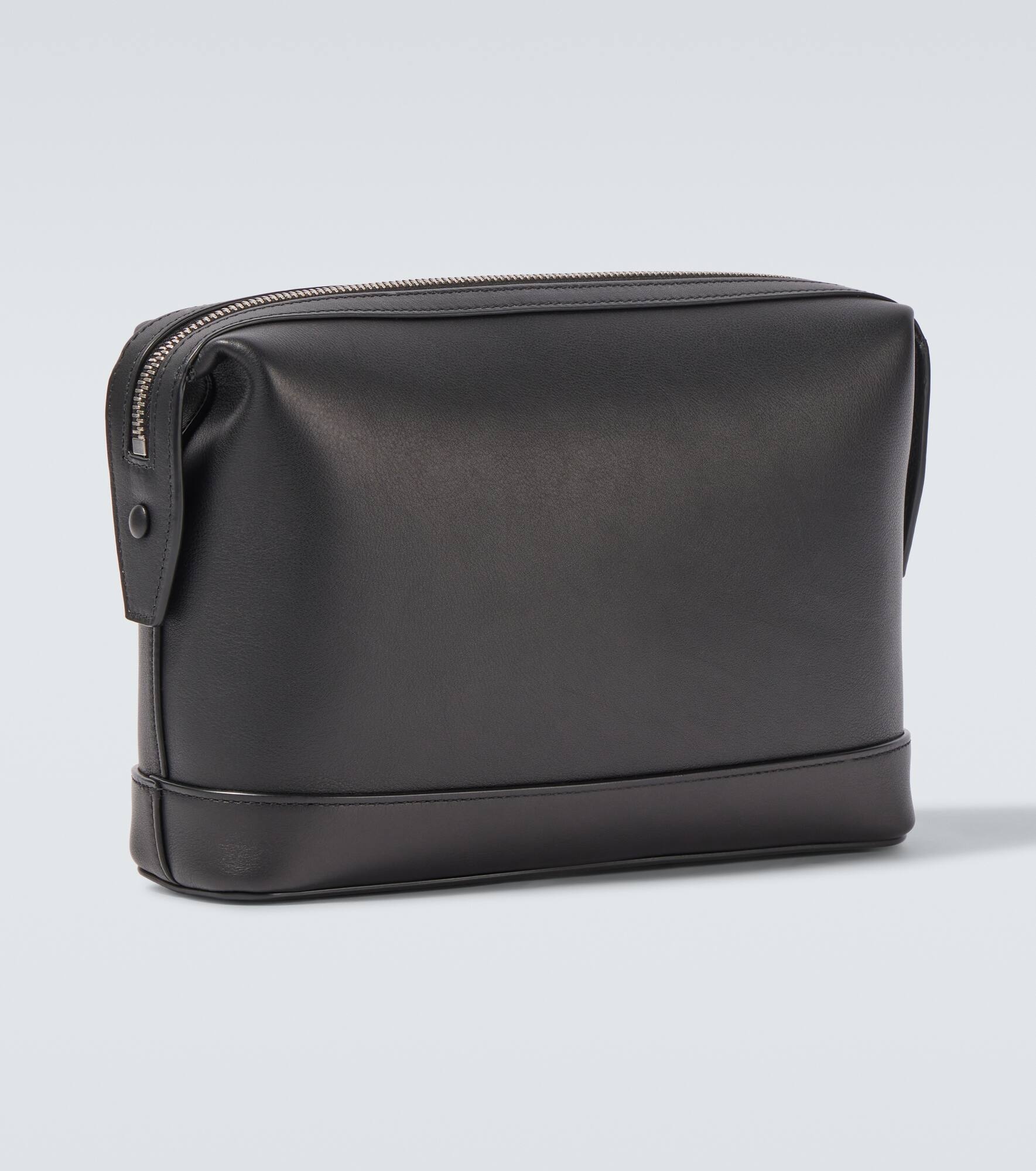 Small logo leather clutch - 5