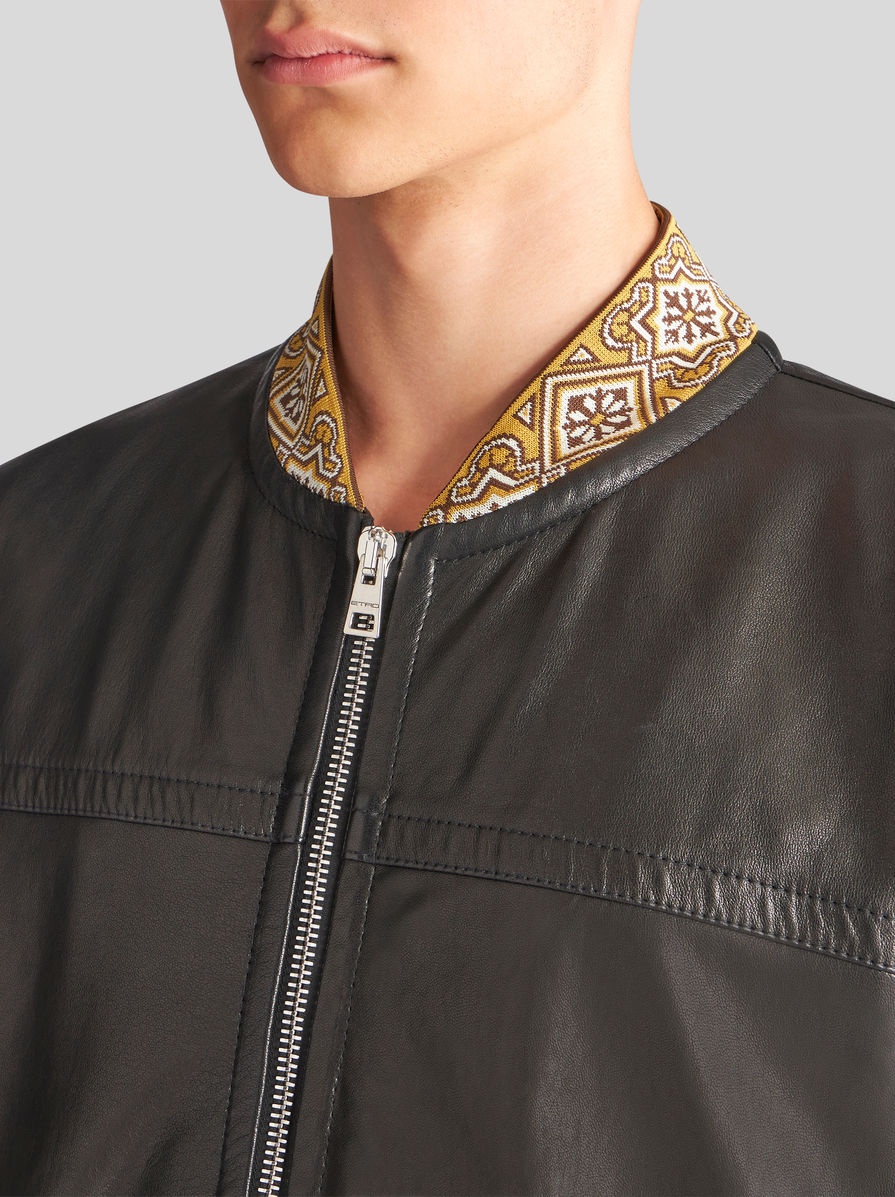 LEATHER BOMBER JACKET - 3