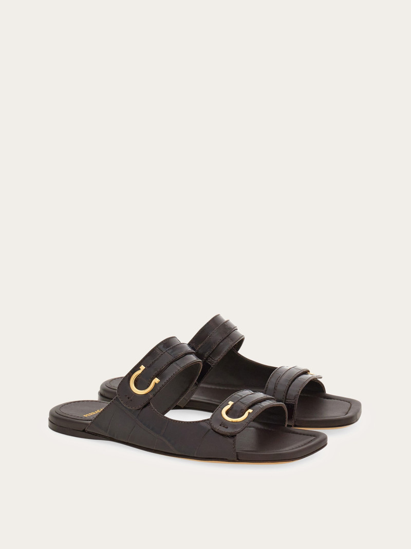 Gancini ornament slide 5