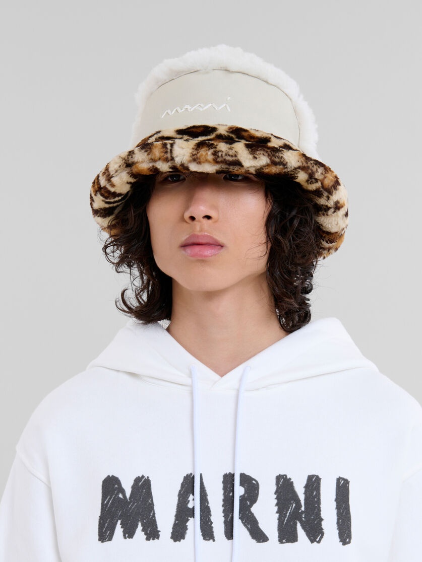 LEATHER AND SHEARLING BUCKET HAT - 2