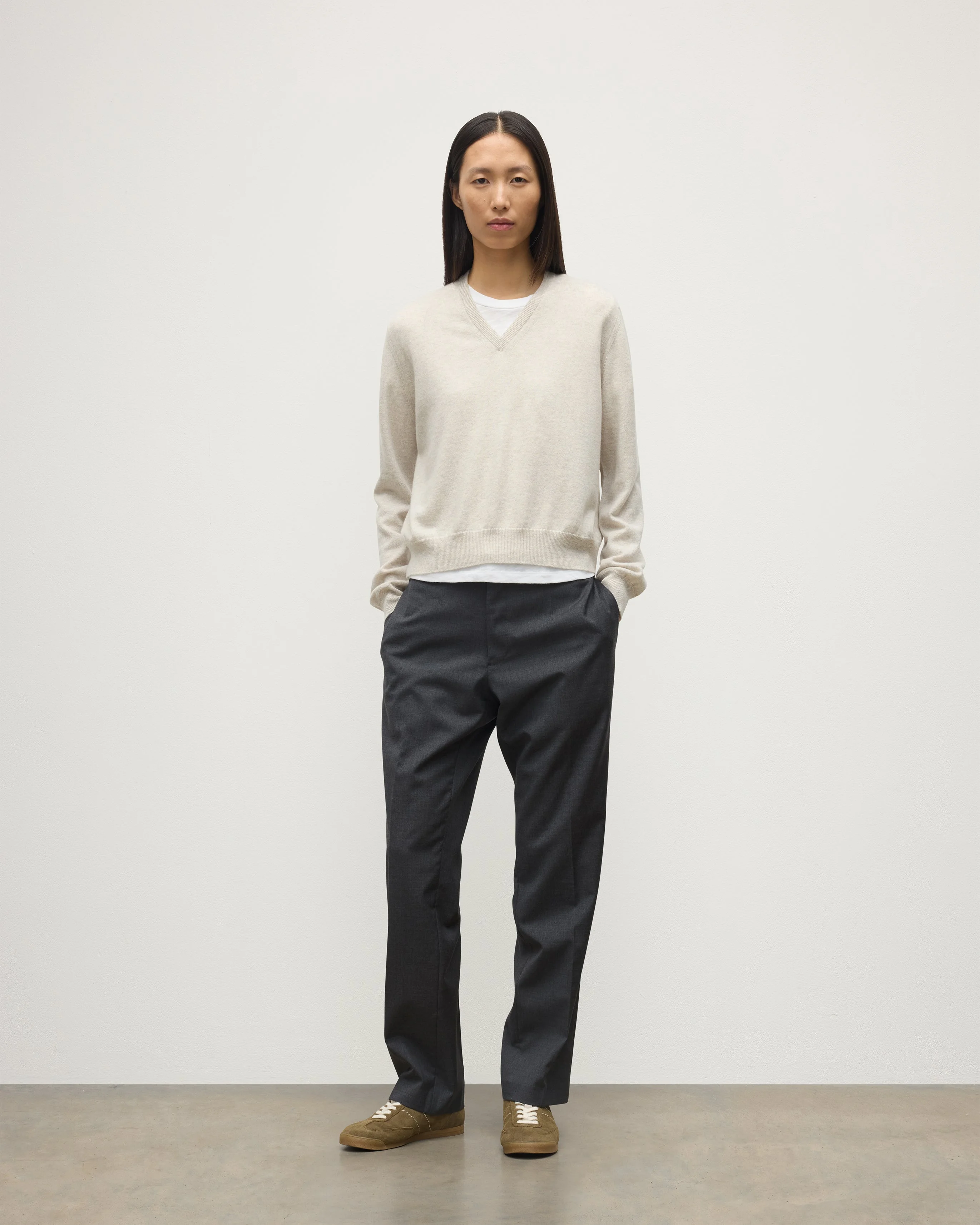 Lunan Natural Classic Cashmere V Neck Jumper - 1