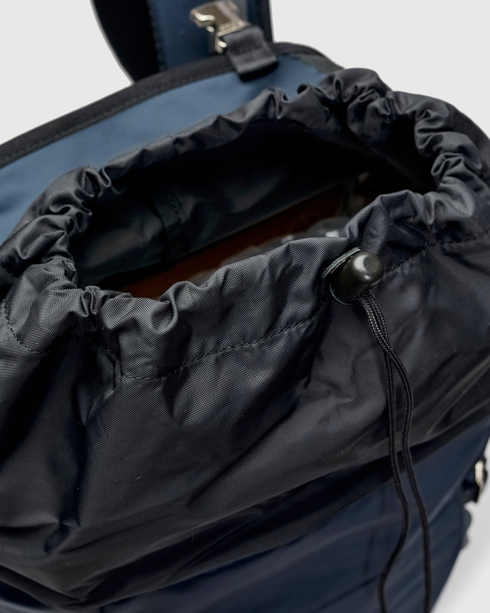 Lightning V2 Backpack in Navy - 8