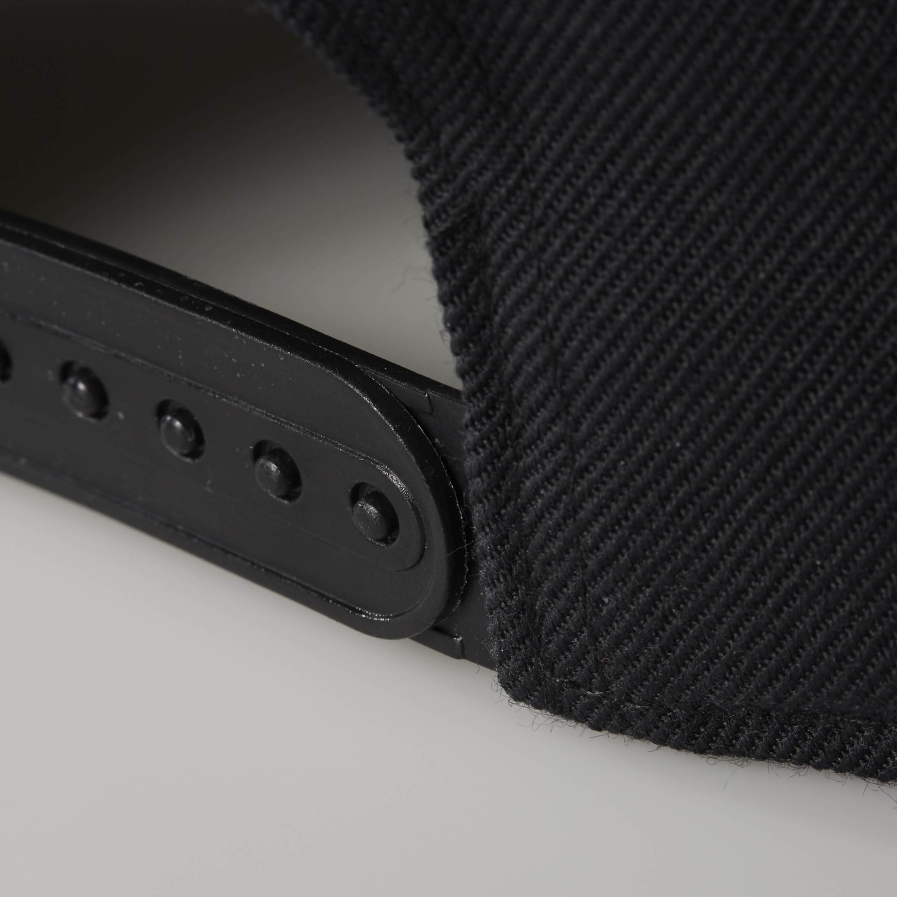 Trefoil Chain Snap-Back Cap - 7