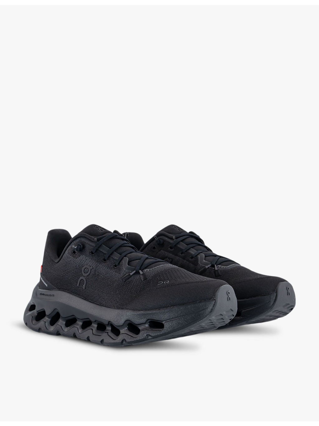 Cloudtilt cushioned-sole mesh low-top trainers - 3