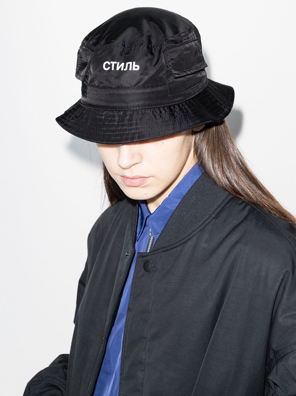 logo embroidered bucket hat - 2