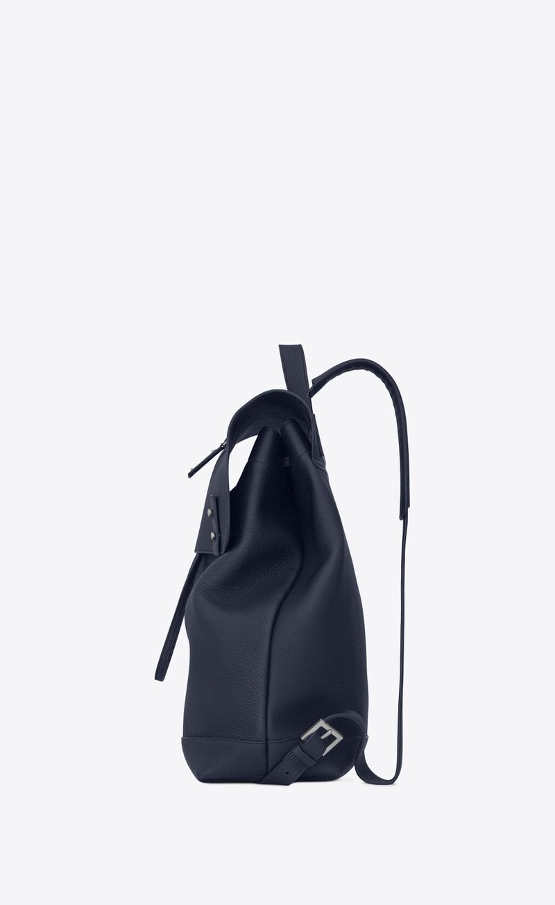 sac de jour backpack in grained leather 3