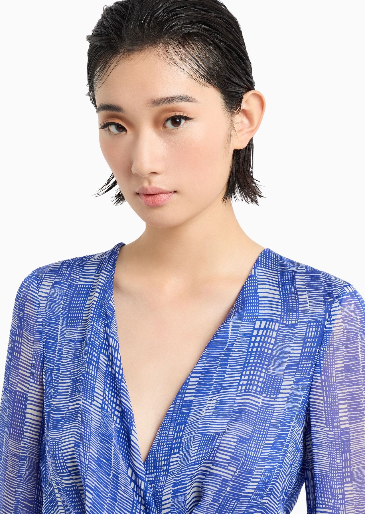 Silk-chiffon dress with crossover neckline and all-over geometric print - 5