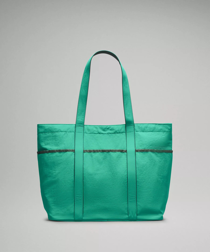 Daily Multi-Pocket Tote Bag 20L 3