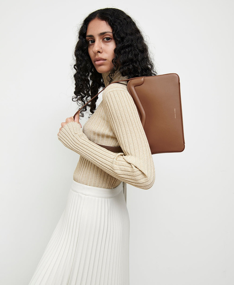 Mansur Gavriel M FRAME BAGUETTE outlook