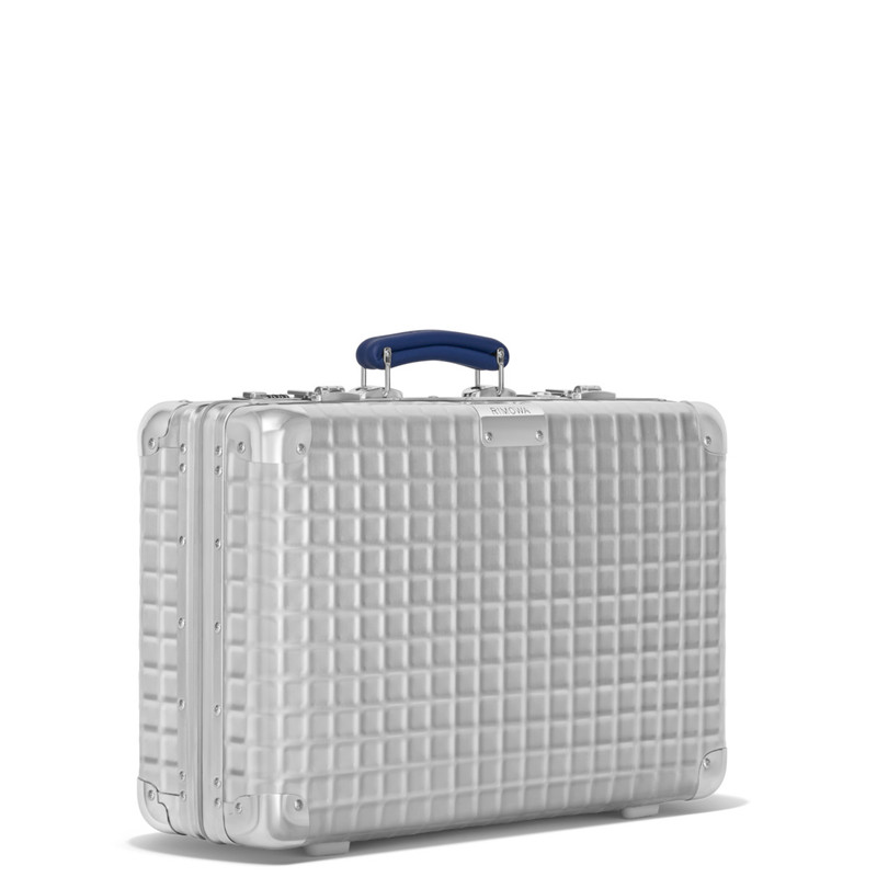 Classic Aluminum Grid Hand-Carry Case 3