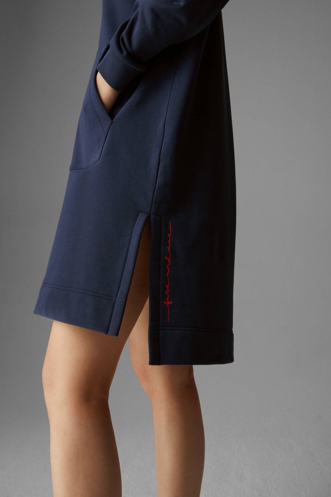 VELLA SWEATWEAR DRESS IN NAVY BLUE - 5