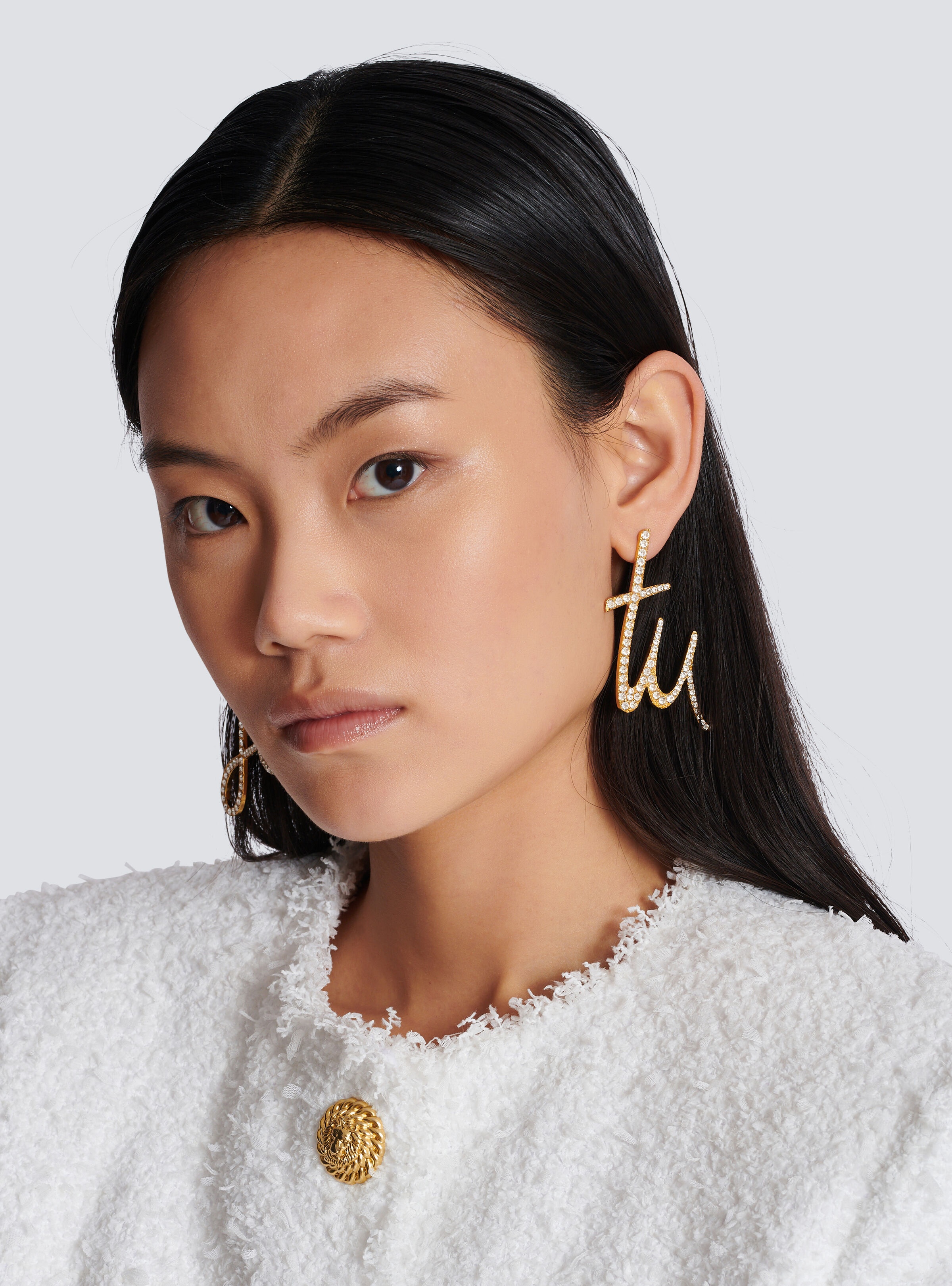 Brass and crystal pronoun earrings - 3