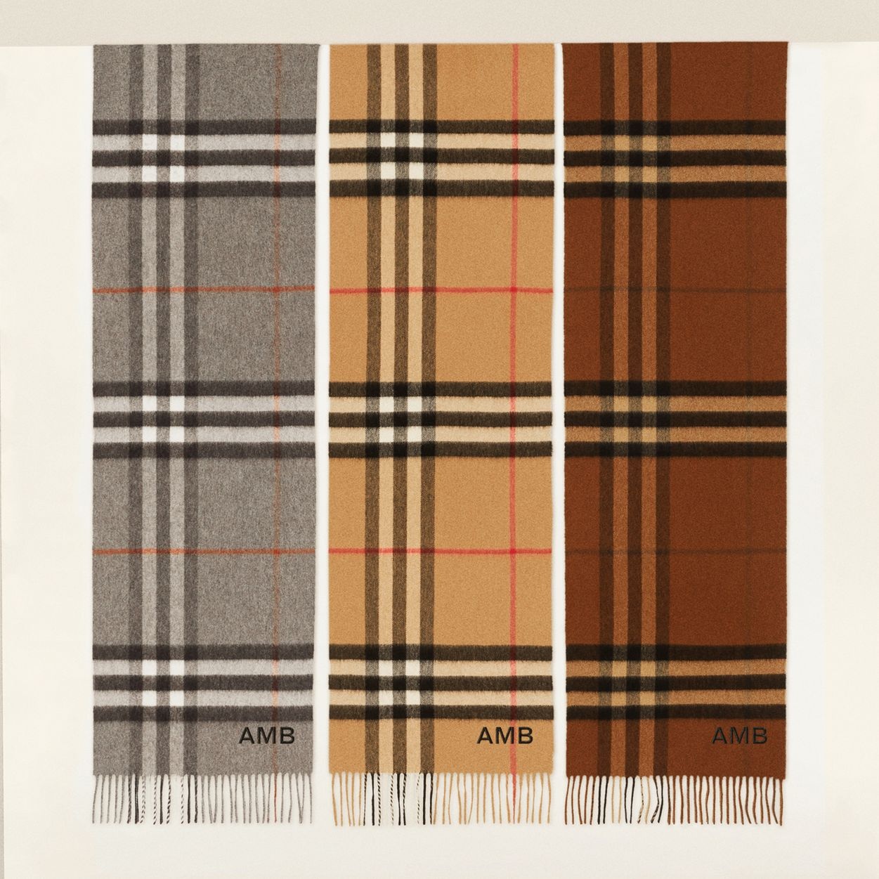 The Classic Check Cashmere Scarf - 10