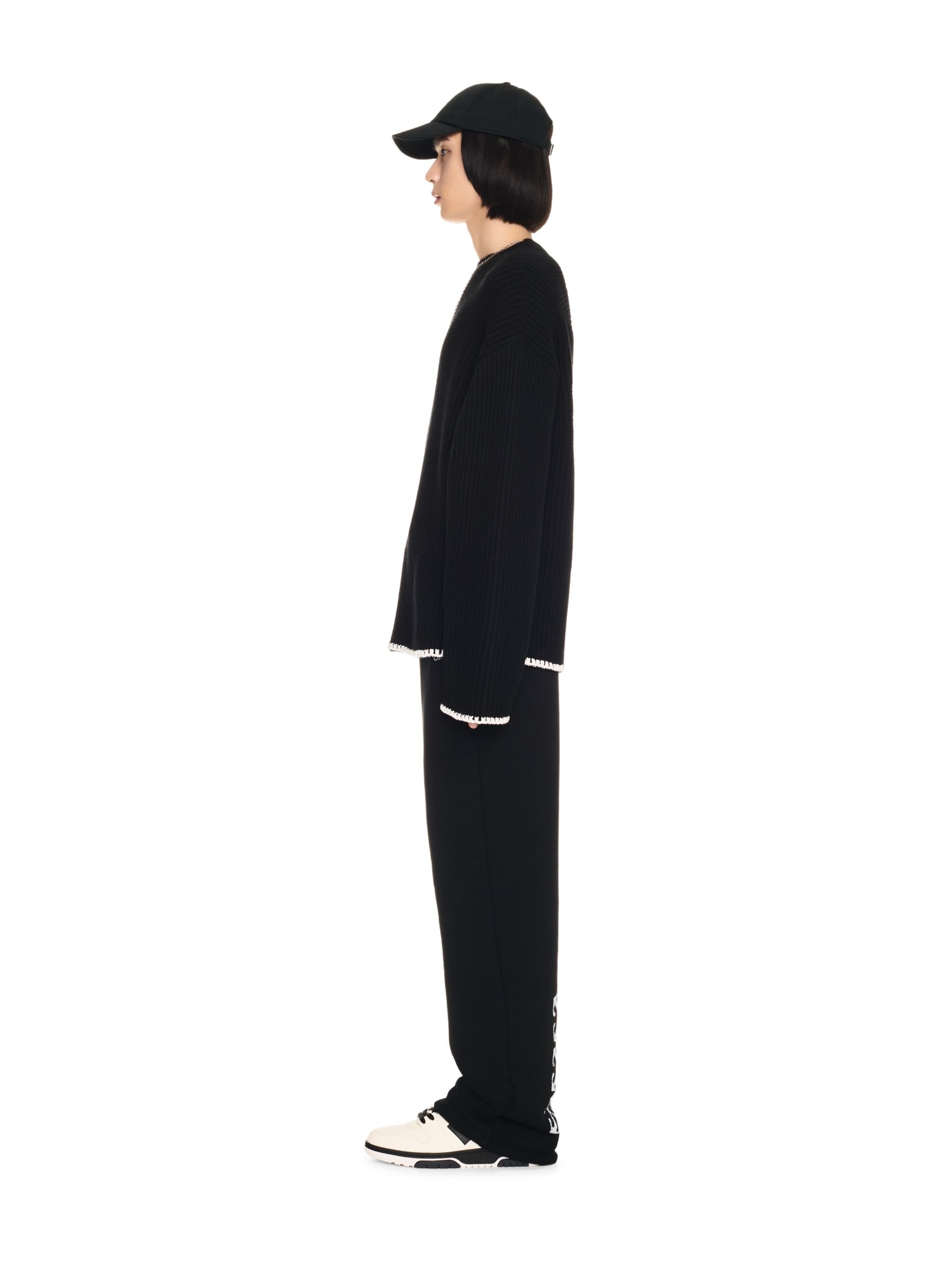 Black Arrow Sweatpants - 3