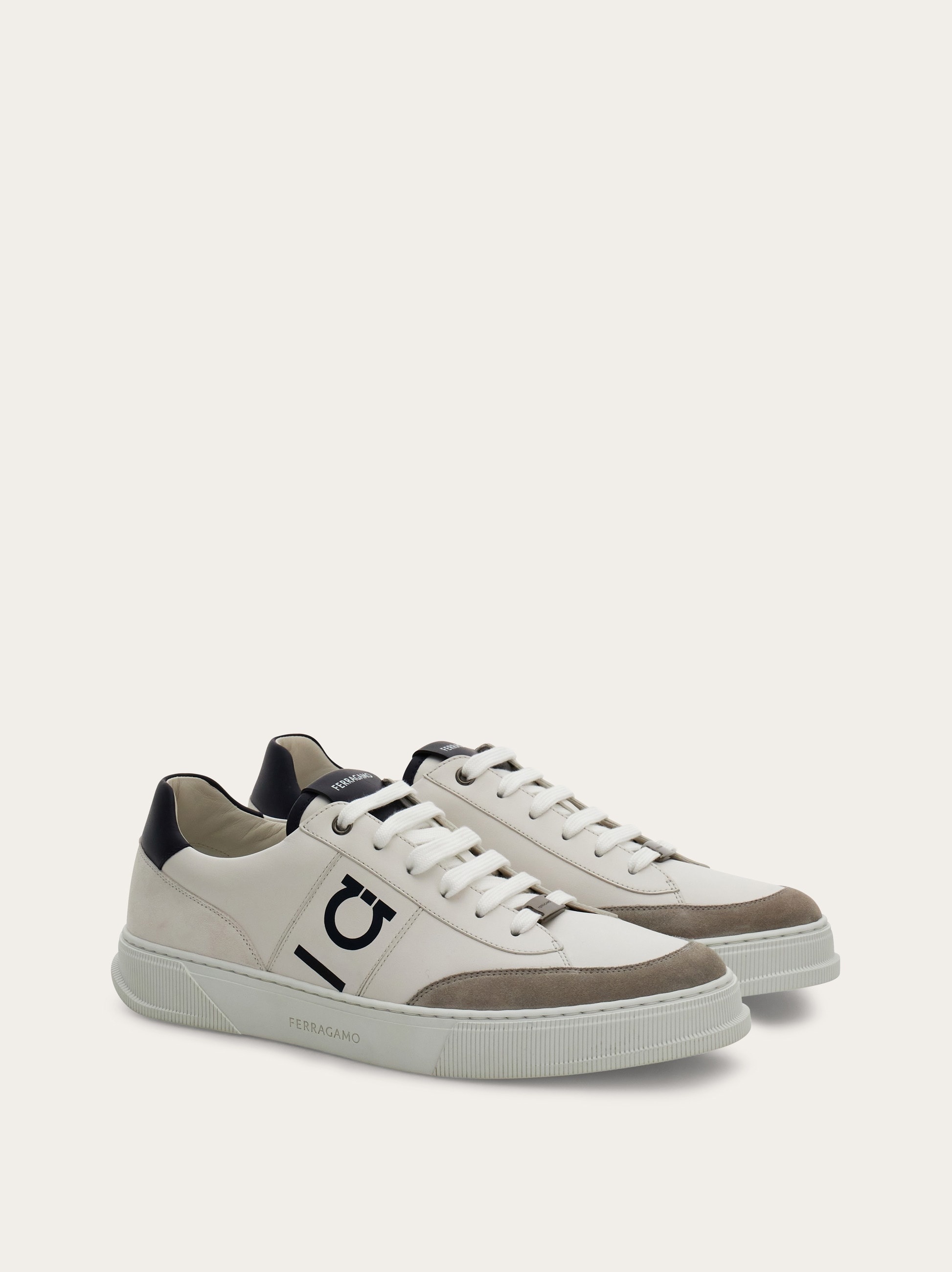Low-top sneaker with Gancini detail - 5